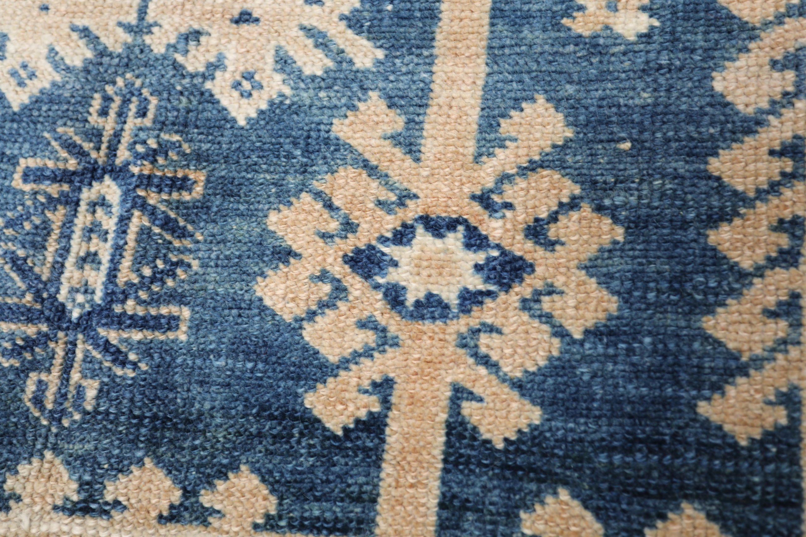 Tappeto Turkey Anatoly Small - Lana Blu Navy Taupe Design - 93141 In condizioni ottime in vendita a Dallas, TX