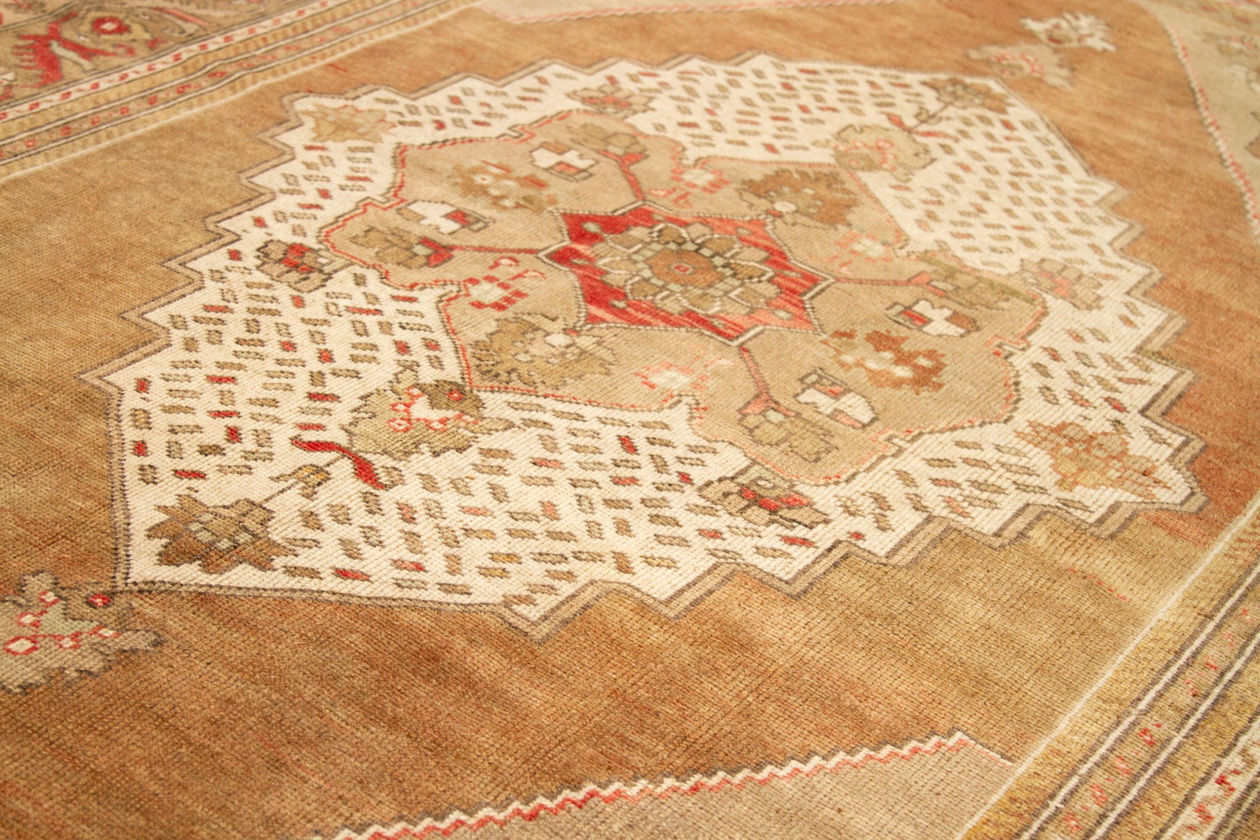 Türkei Kars Area Rugs - Wolle Braun Elfenbein Rot Design - 92750 (Türkisch) im Angebot