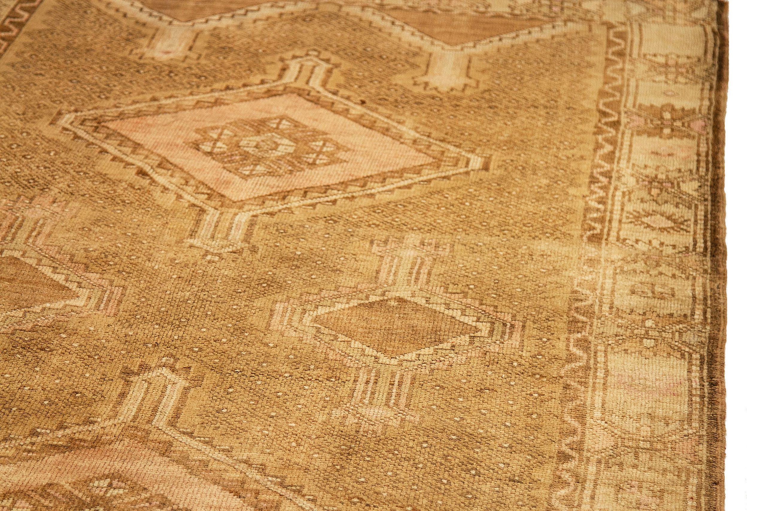 Türkei Kars Area Rugs - Wolle Brown Pink Design - 92767 (20. Jahrhundert) im Angebot