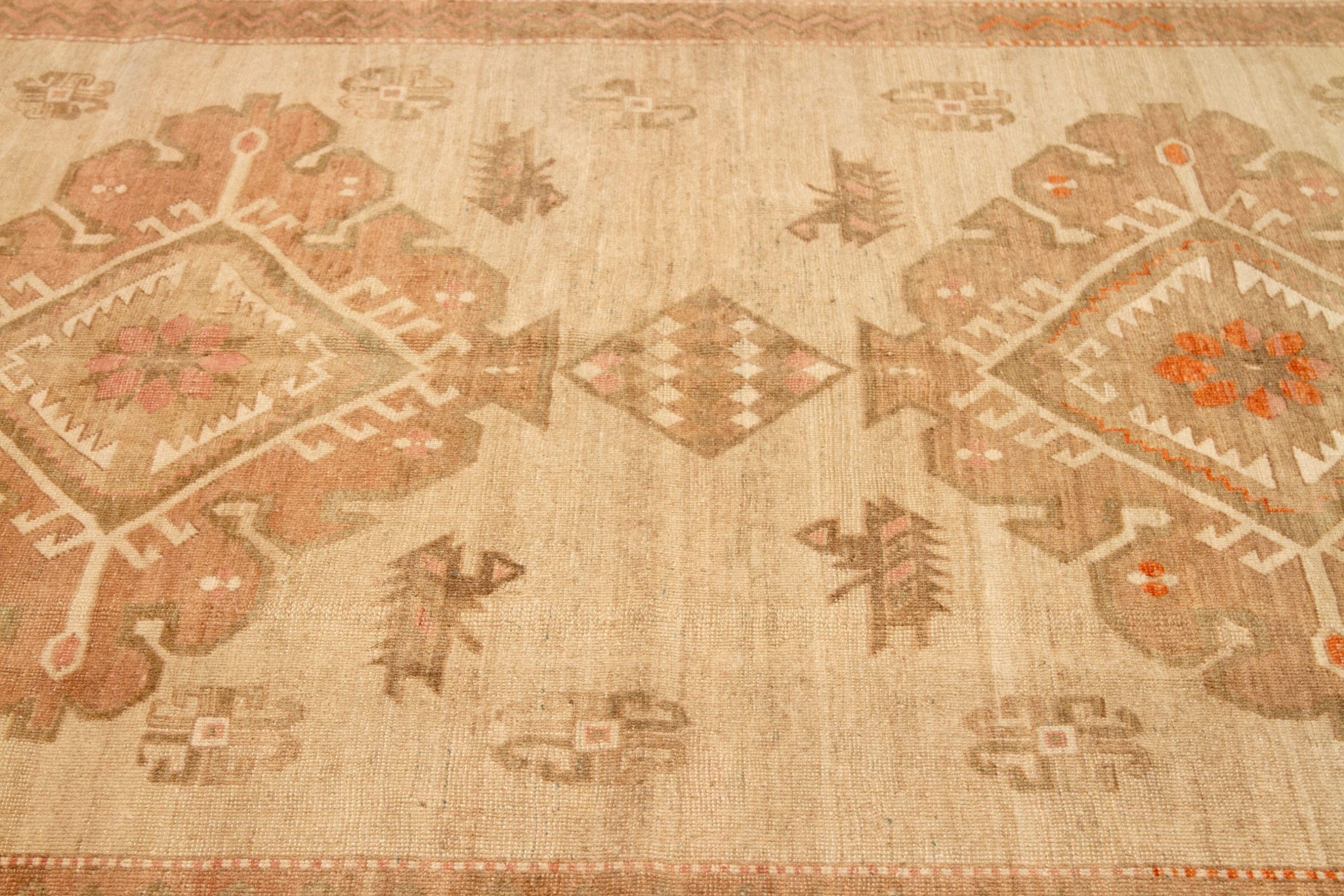 Turkey Kars-Teppiche - Wolle Elfenbeinrosa Design - 92783 im Zustand „Hervorragend“ im Angebot in Dallas, TX