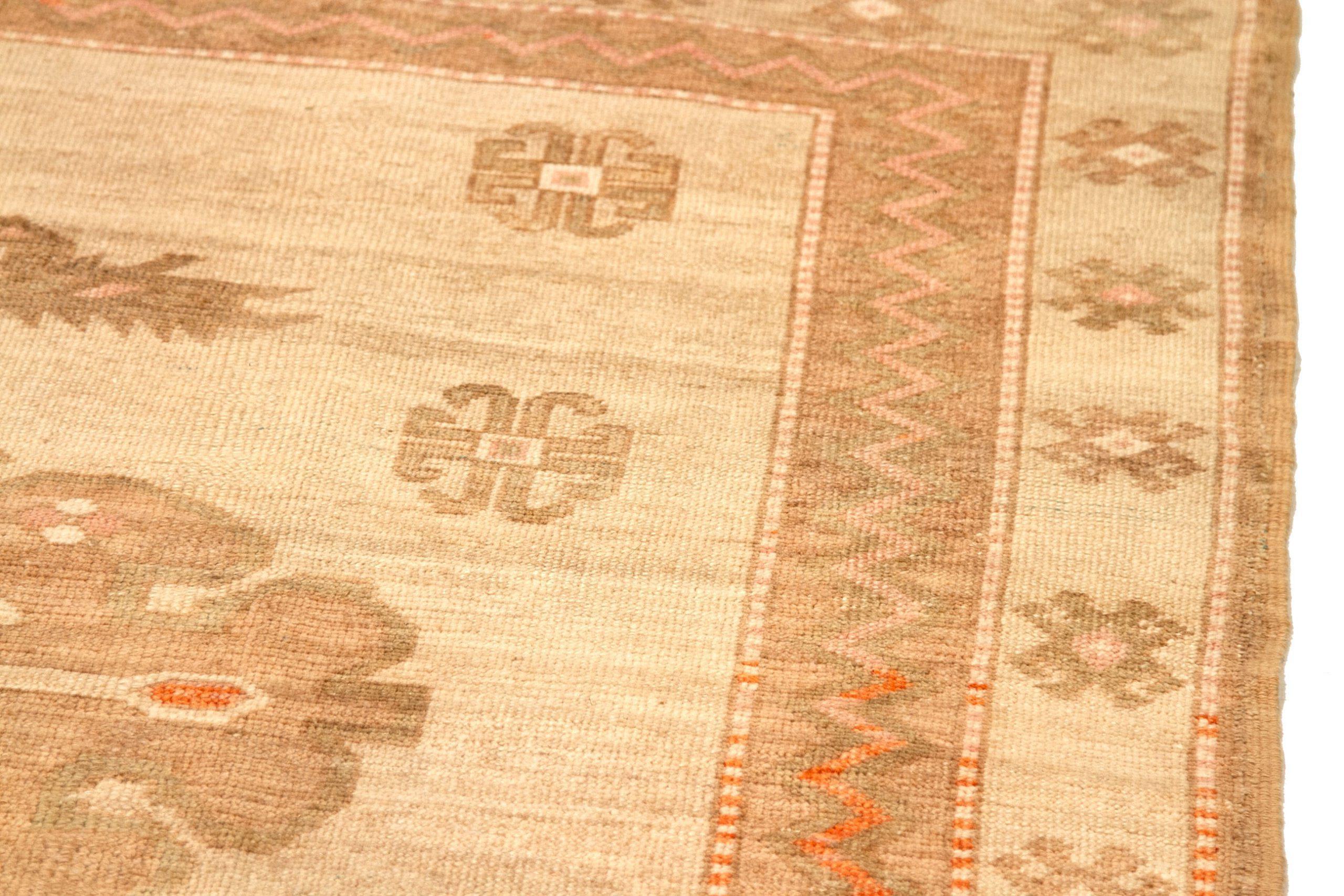 Turkey Kars-Teppiche - Wolle Elfenbeinrosa Design - 92783 (20. Jahrhundert) im Angebot
