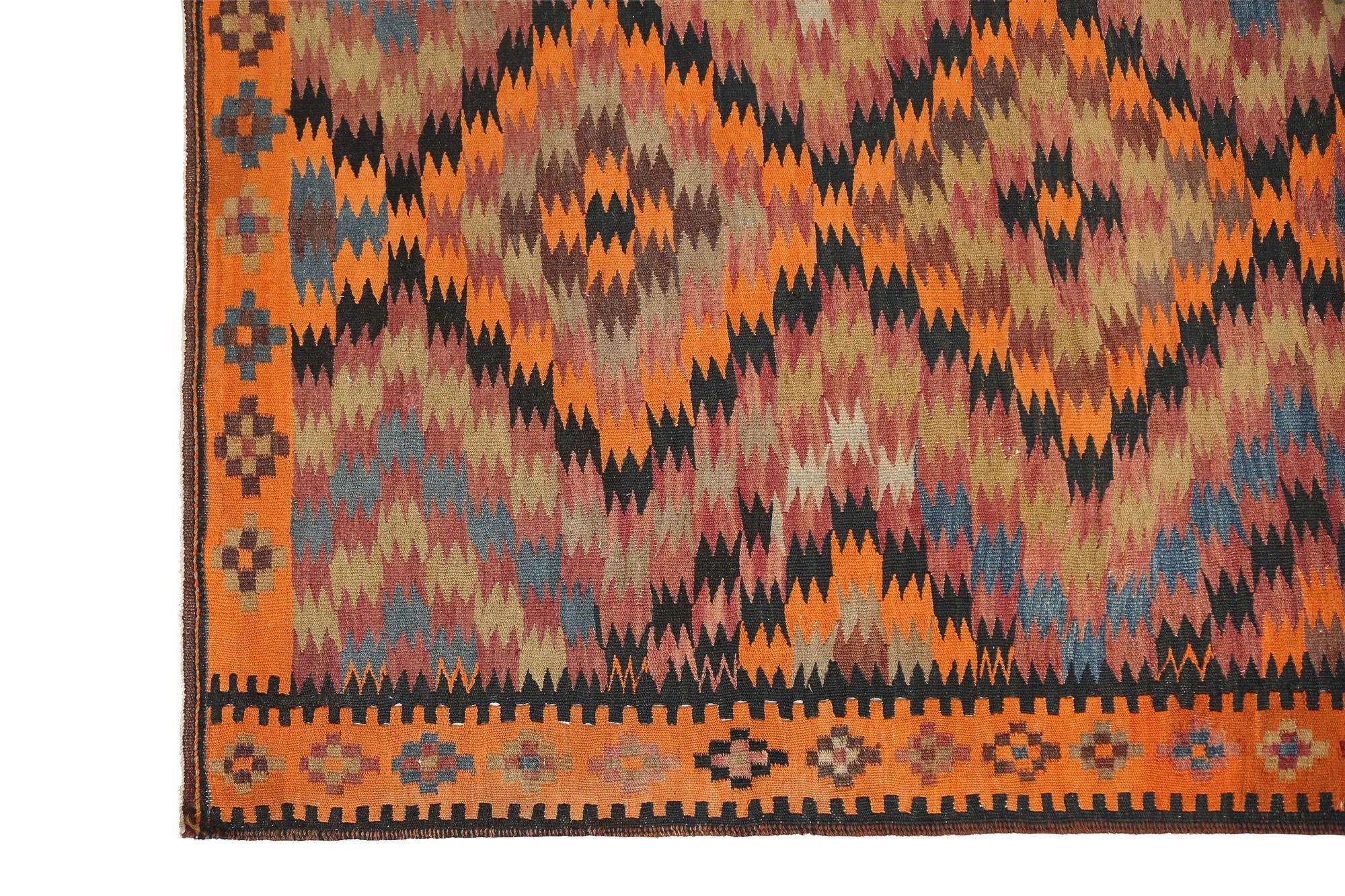 Turkey Kelim-Teppiche – Design – 98821 (Türkisch) im Angebot