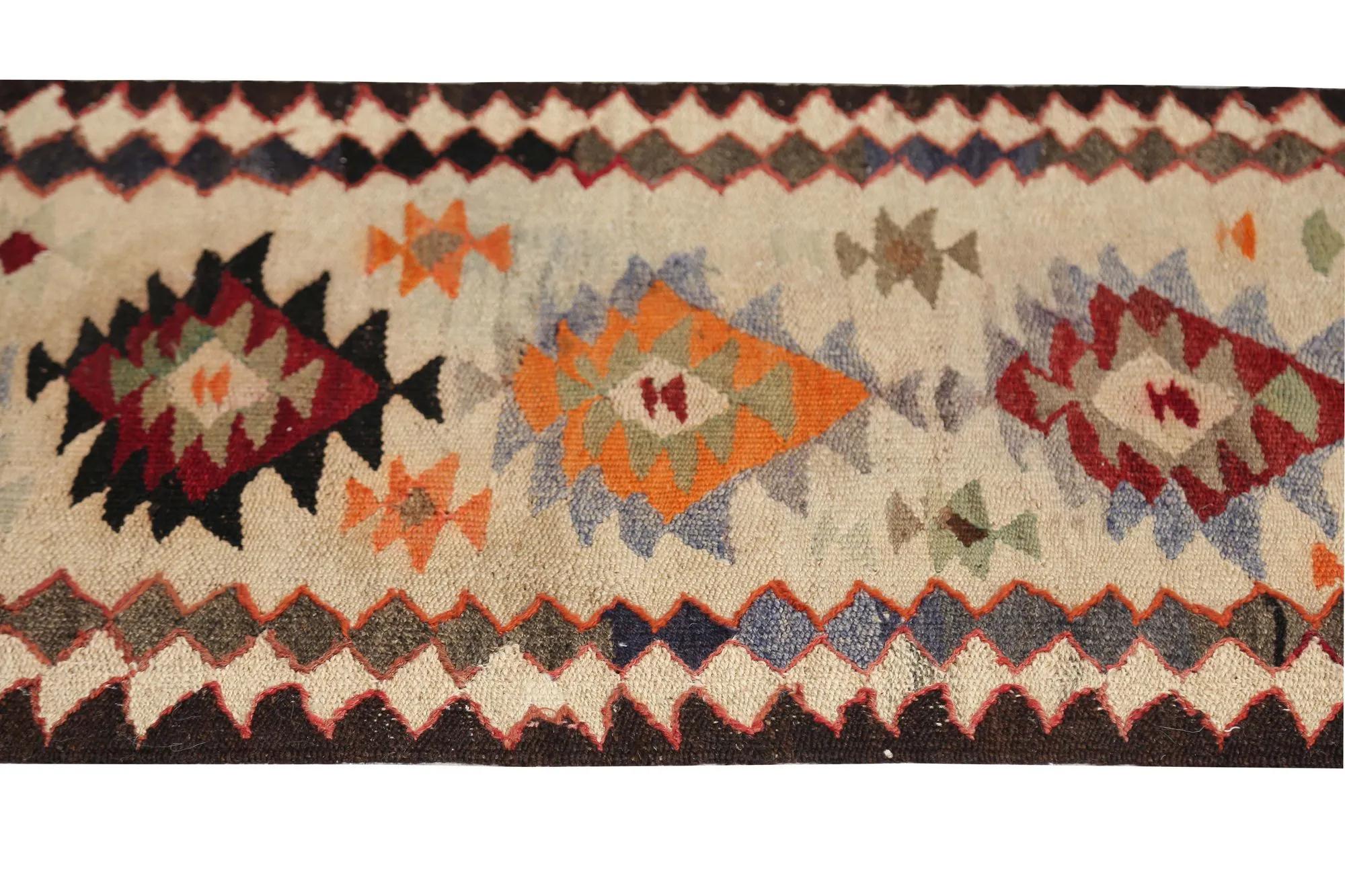 Turkey Kelim-Teppiche – Design – 98897 (Türkisch) im Angebot