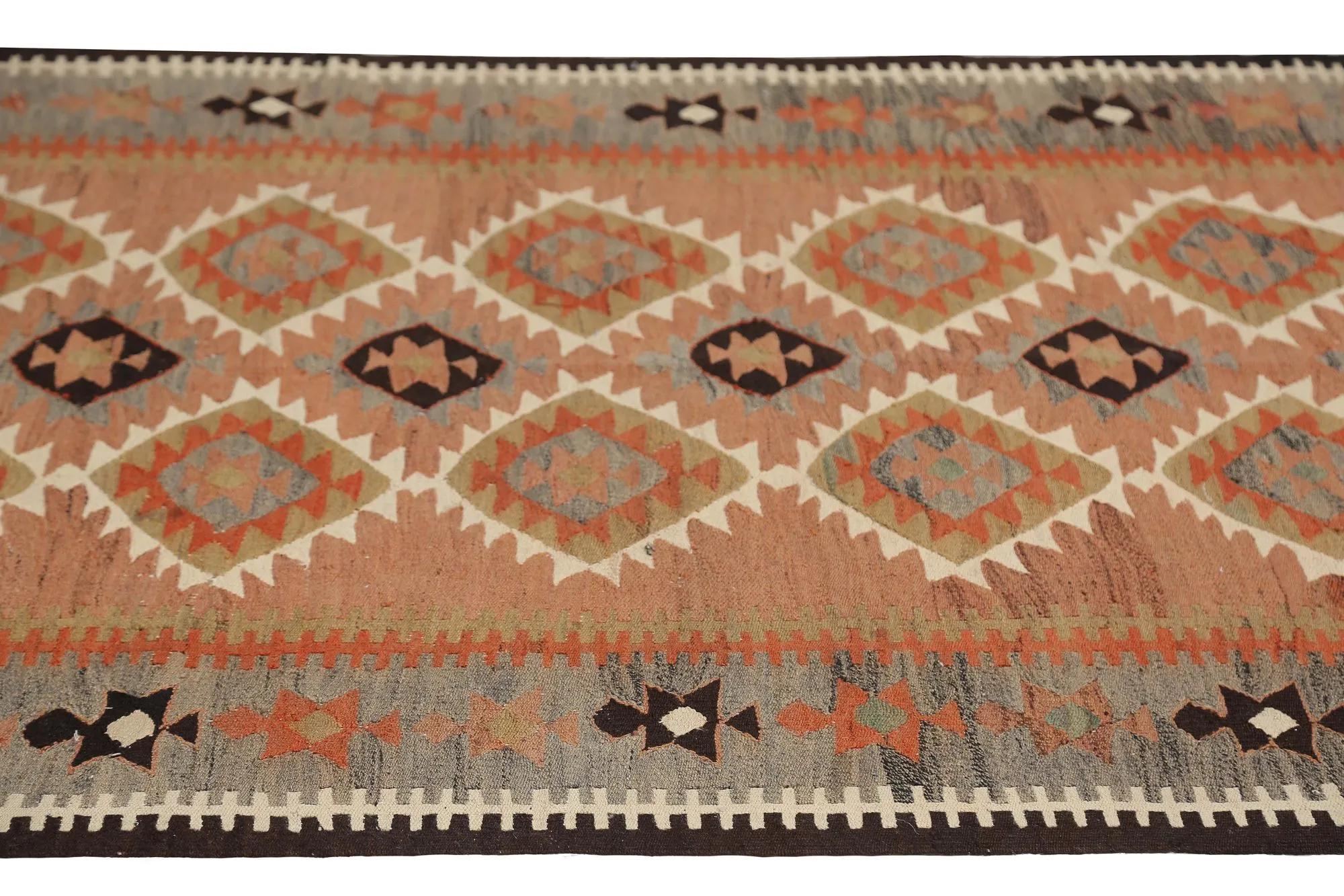 Turkey Kelim-Teppiche – Design – 98905 (Handgewebt) im Angebot