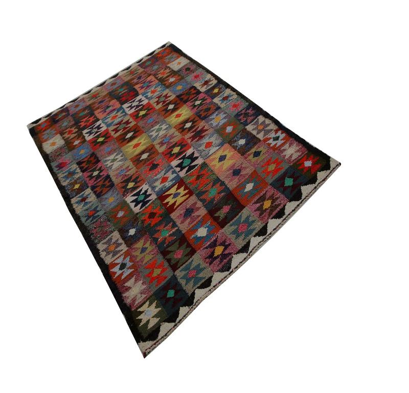 Turkey Kelim-Teppiche – Design – 98942 (Türkisch) im Angebot