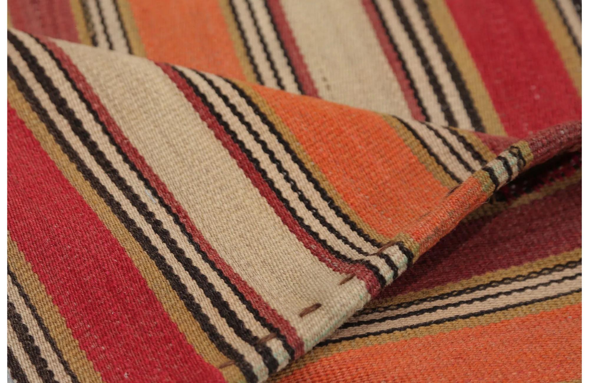 Tapis Kilim de Turquie - Design - 99263 Excellent état - En vente à Dallas, TX