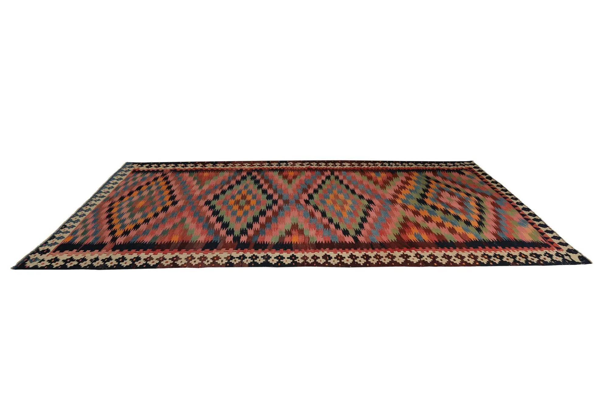 Turkey Kelim-Teppiche – Design – 99317 (20. Jahrhundert) im Angebot