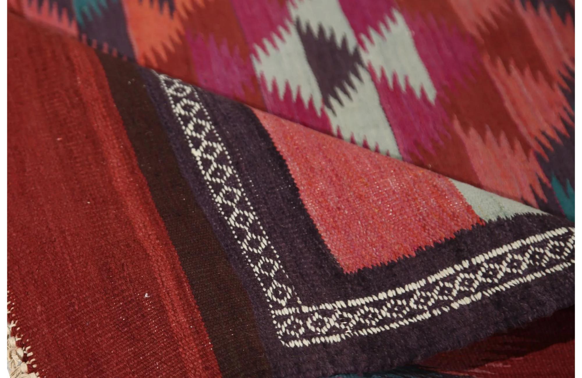 Turkey Kelim-Teppiche – Design – 99357 im Zustand „Hervorragend“ im Angebot in Dallas, TX