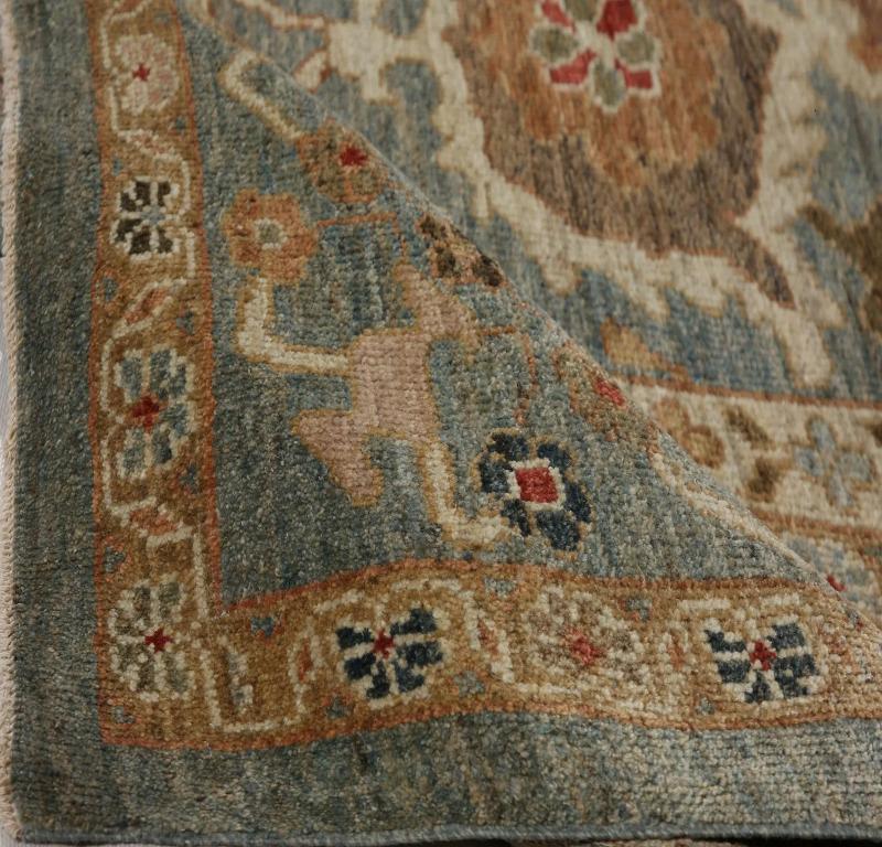 Entdecken Sie die Eleganz von Turkey Oushak mit seinen Teppichen. Dieses exklusive Design, das mit viel Liebe zum Detail entworfen wurde, ist perfekt, um Ihren Raum zu verschönern.