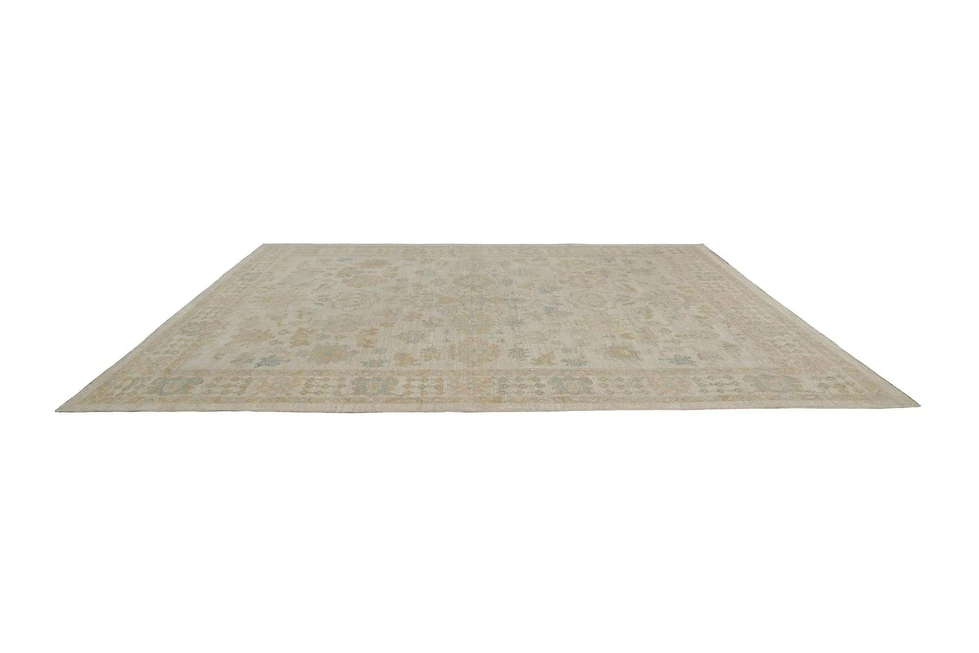 Entdecken Sie die Eleganz von Turkey Oushak mit seinen Teppichen. Dieses exklusive Design, das mit viel Liebe zum Detail entworfen wurde, ist perfekt, um Ihren Raum zu verschönern.