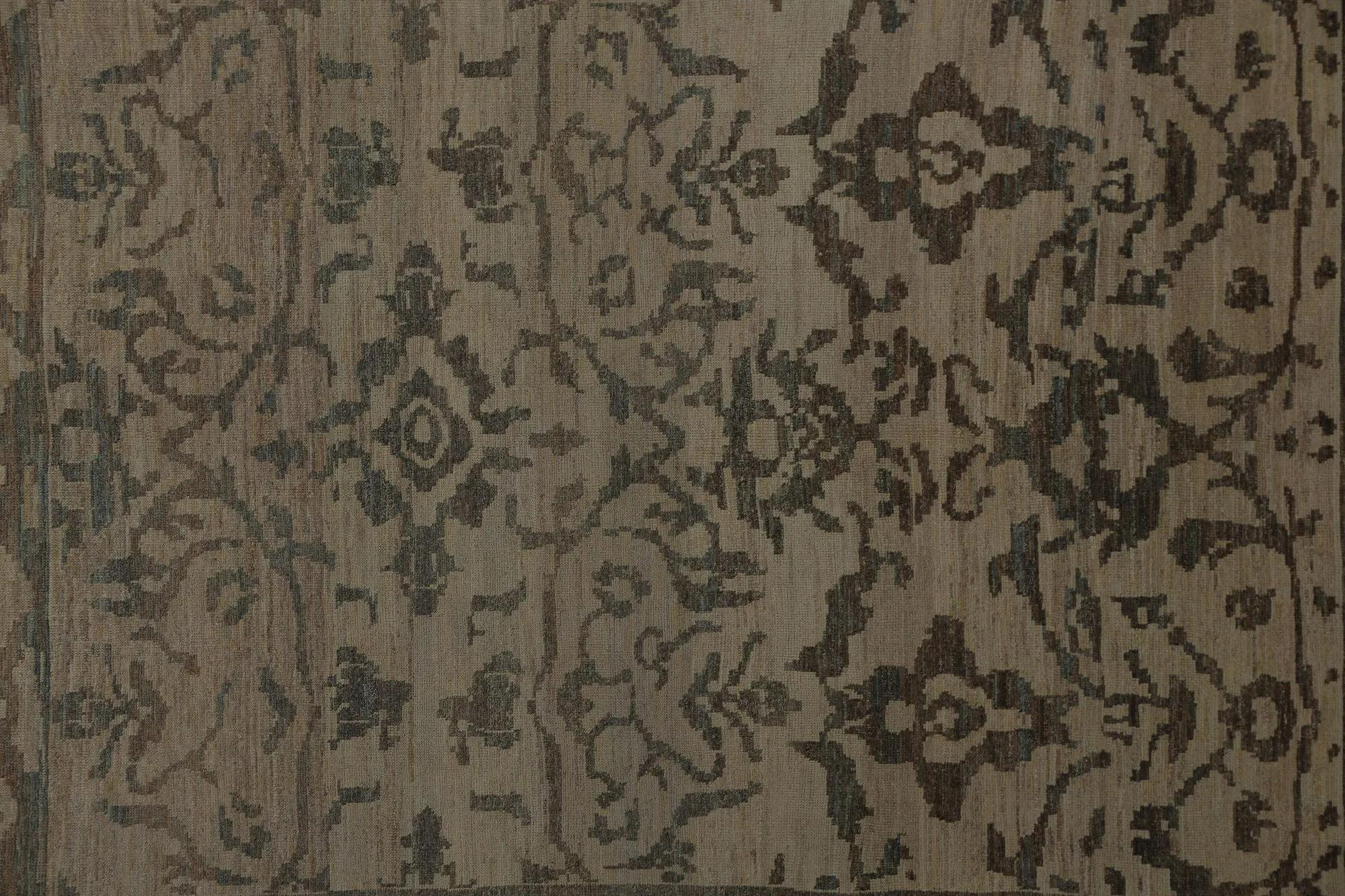 Entdecken Sie die Eleganz von Turkey Oushak mit seinen Teppichen. Dieses exklusive Design, das mit viel Liebe zum Detail entworfen wurde, ist perfekt, um Ihren Raum zu verschönern.