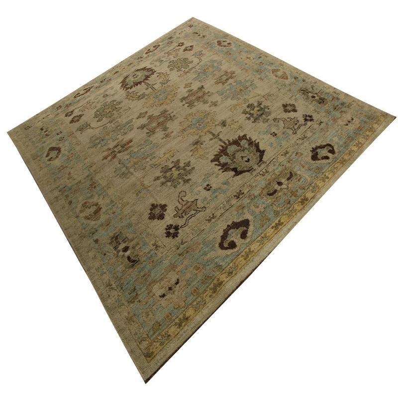 Entdecken Sie die Eleganz von Turkey Oushak mit seinen Teppichen. Dieses exklusive Design, das mit viel Liebe zum Detail entworfen wurde, ist perfekt, um Ihren Raum zu verschönern.