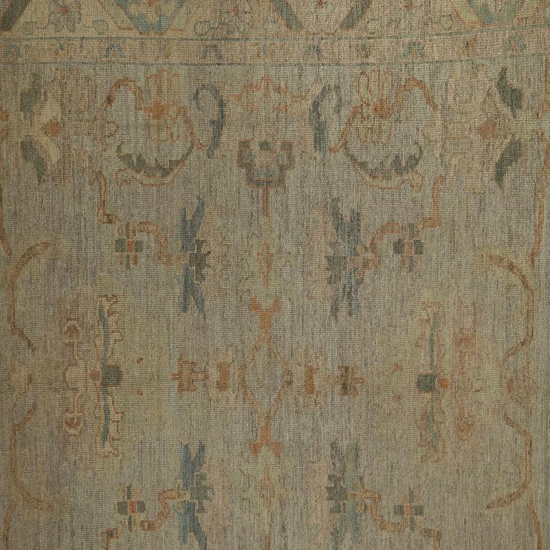 Entdecken Sie die Eleganz von Turkey Oushak mit seinen Teppichen. Dieses exklusive Design, das mit viel Liebe zum Detail entworfen wurde, ist perfekt, um Ihren Raum zu verschönern.