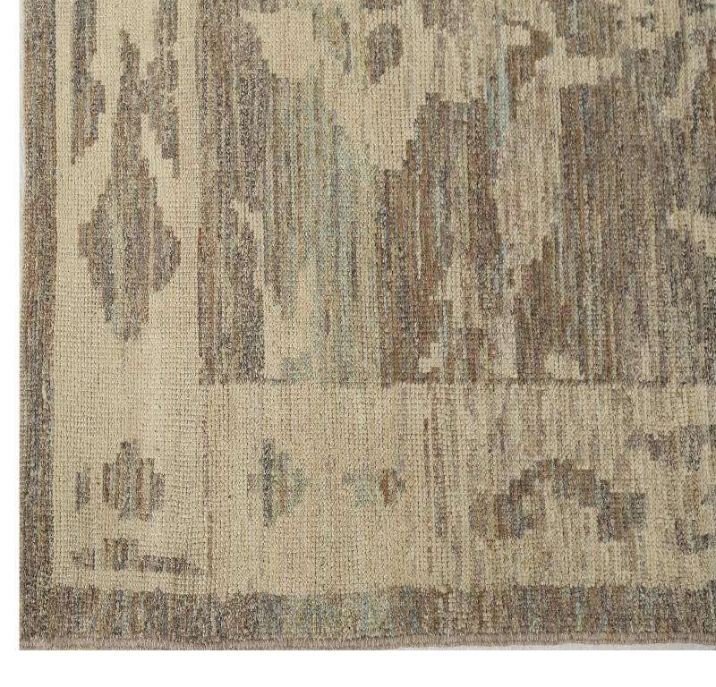 Entdecken Sie die Eleganz von Turkey Oushak mit seinen Teppichen. Dieses exklusive Design, das mit viel Liebe zum Detail entworfen wurde, ist perfekt, um Ihren Raum zu verschönern.