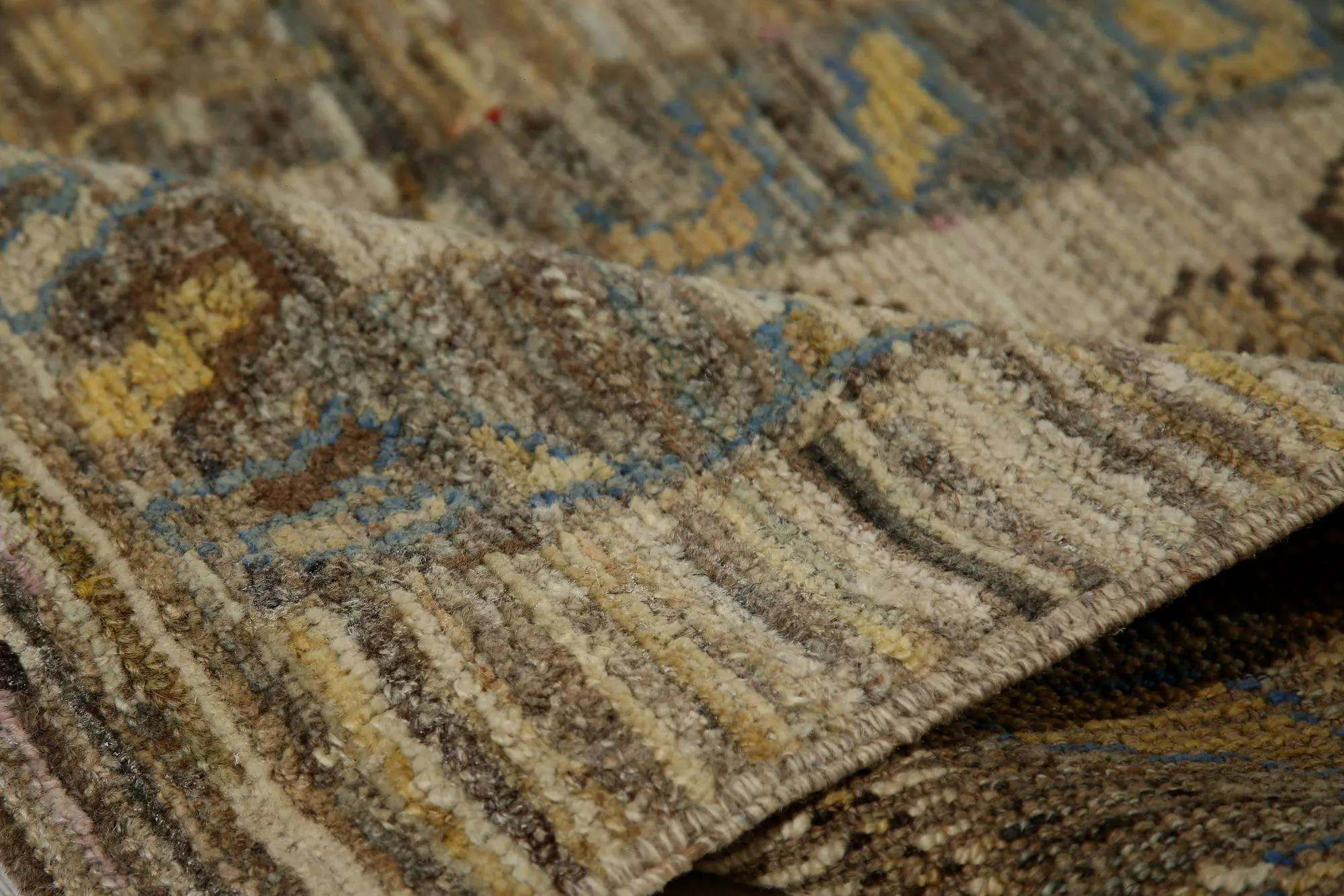 Scopri l'eleganza dei tappeti per l'area della Turchia Oushak. Progettato con una meticolosa attenzione ai dettagli, questo design esclusivo è perfetto per valorizzare il tuo spazio.
