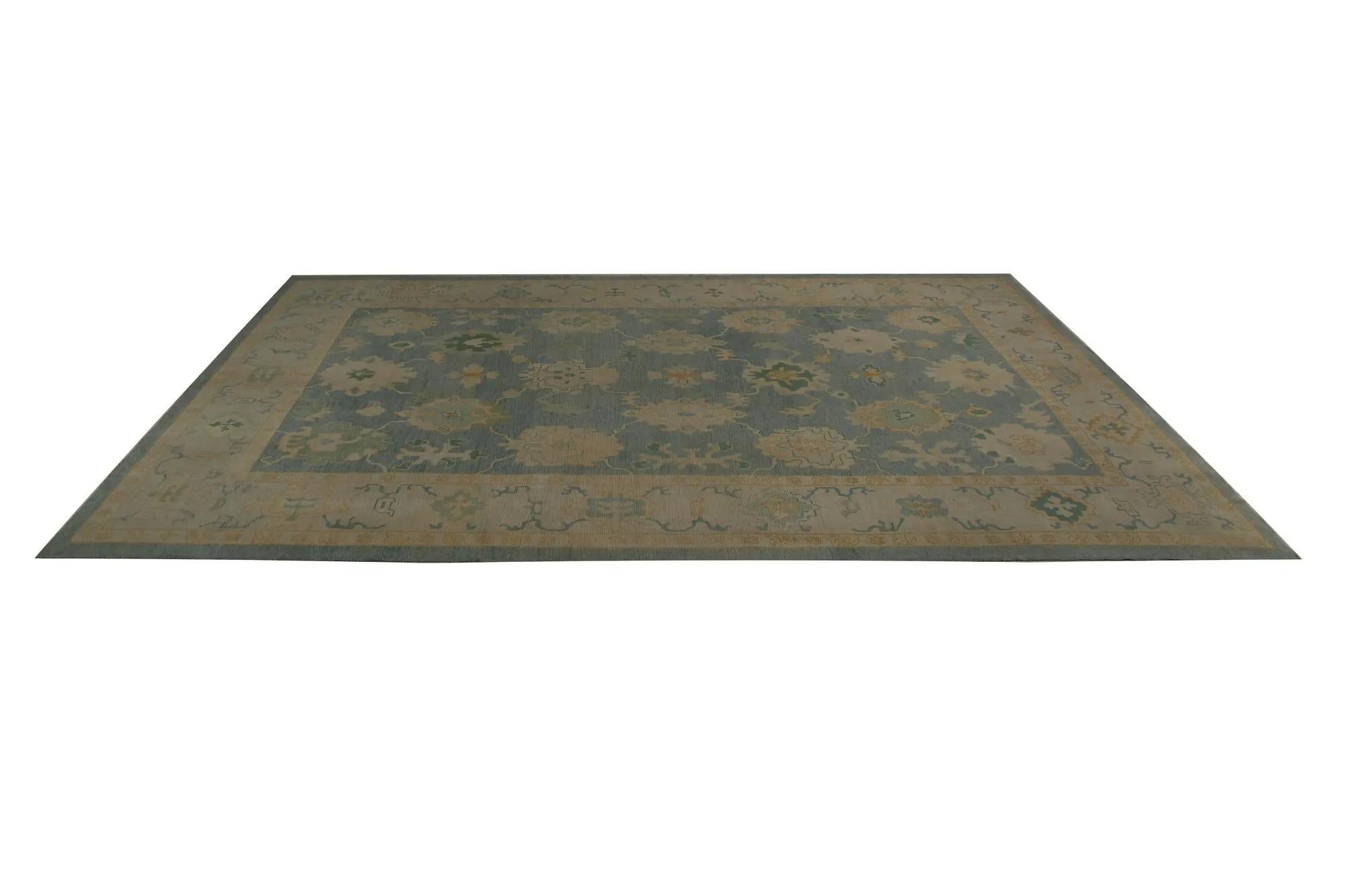 Scopri l'eleganza dei tappeti per l'area della Turchia Oushak. Progettato con una meticolosa attenzione ai dettagli, questo design esclusivo è perfetto per valorizzare il tuo spazio.