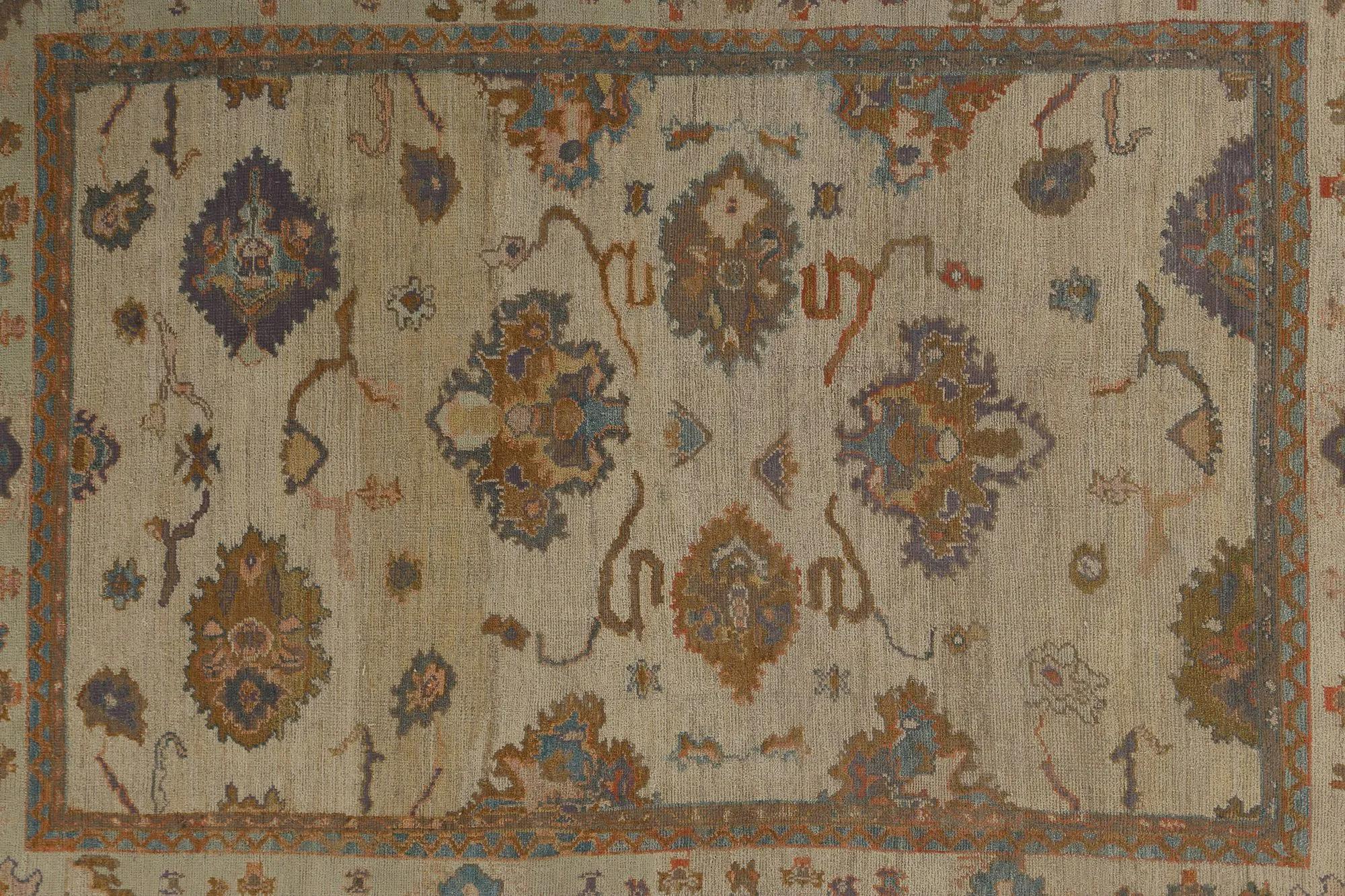 Scopri l'eleganza dei tappeti per l'area della Turchia Oushak. Progettato con una meticolosa attenzione ai dettagli, questo design esclusivo è perfetto per valorizzare il tuo spazio.