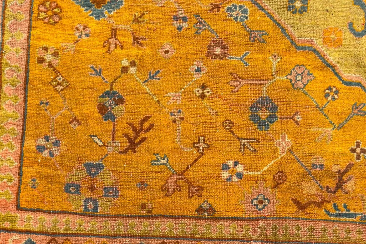 Turquía Oushak Sobre Alfombra Circa 1910 - Lana Verde Rosa Rojo Diseño - 99578 en venta 1