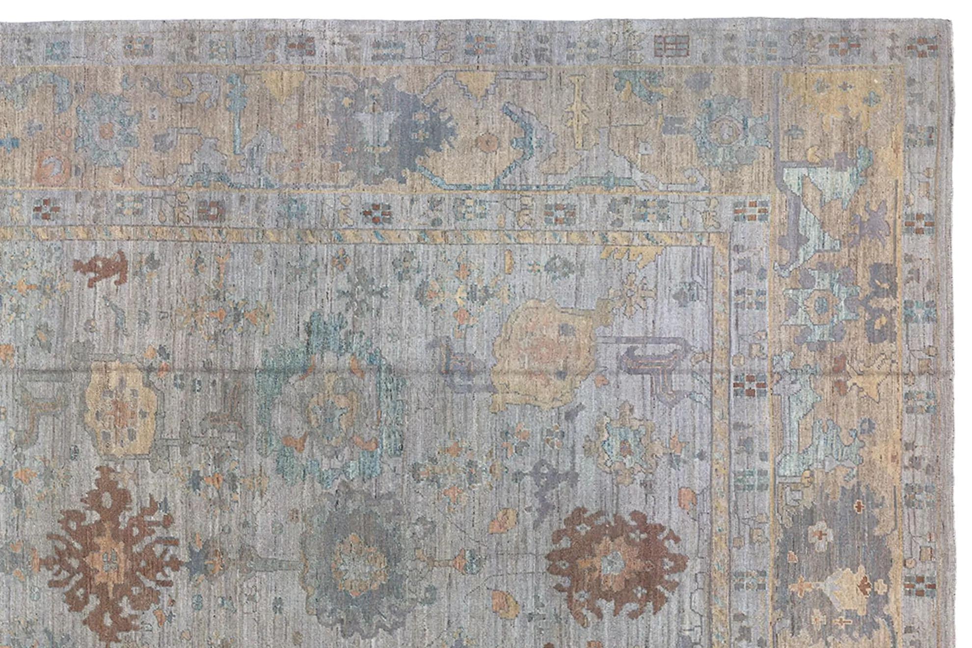 20th Century Turkey Oversize Rug - Oushak Design (147 x 186) in For Sale