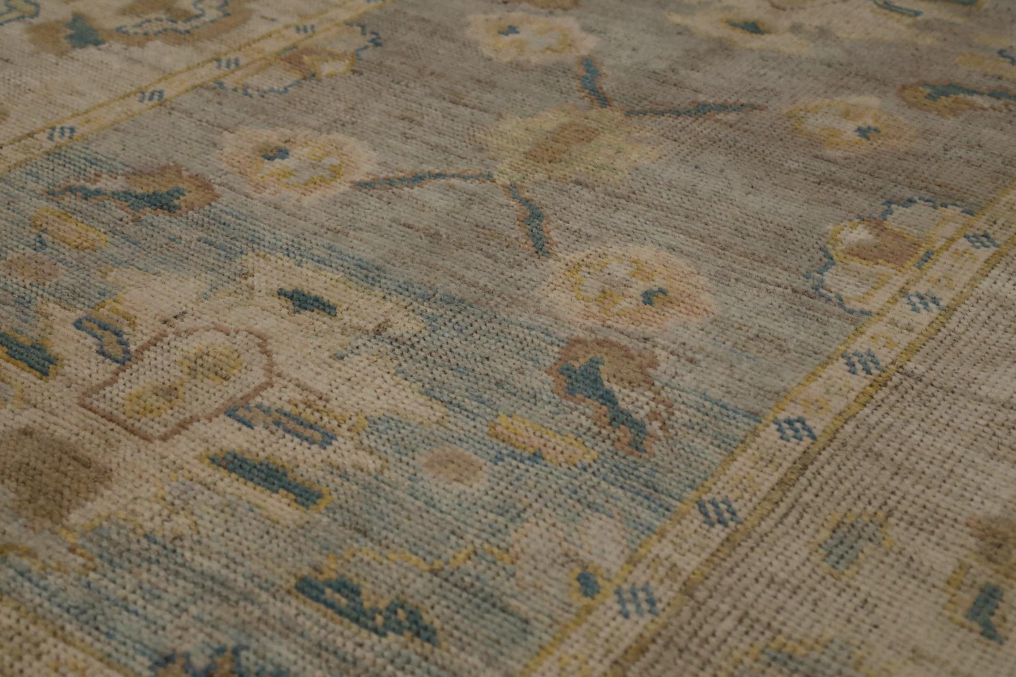 Oushak Petit tapis turc rose collection - Motif bleu ivoire taupe jaune - 99526 en vente