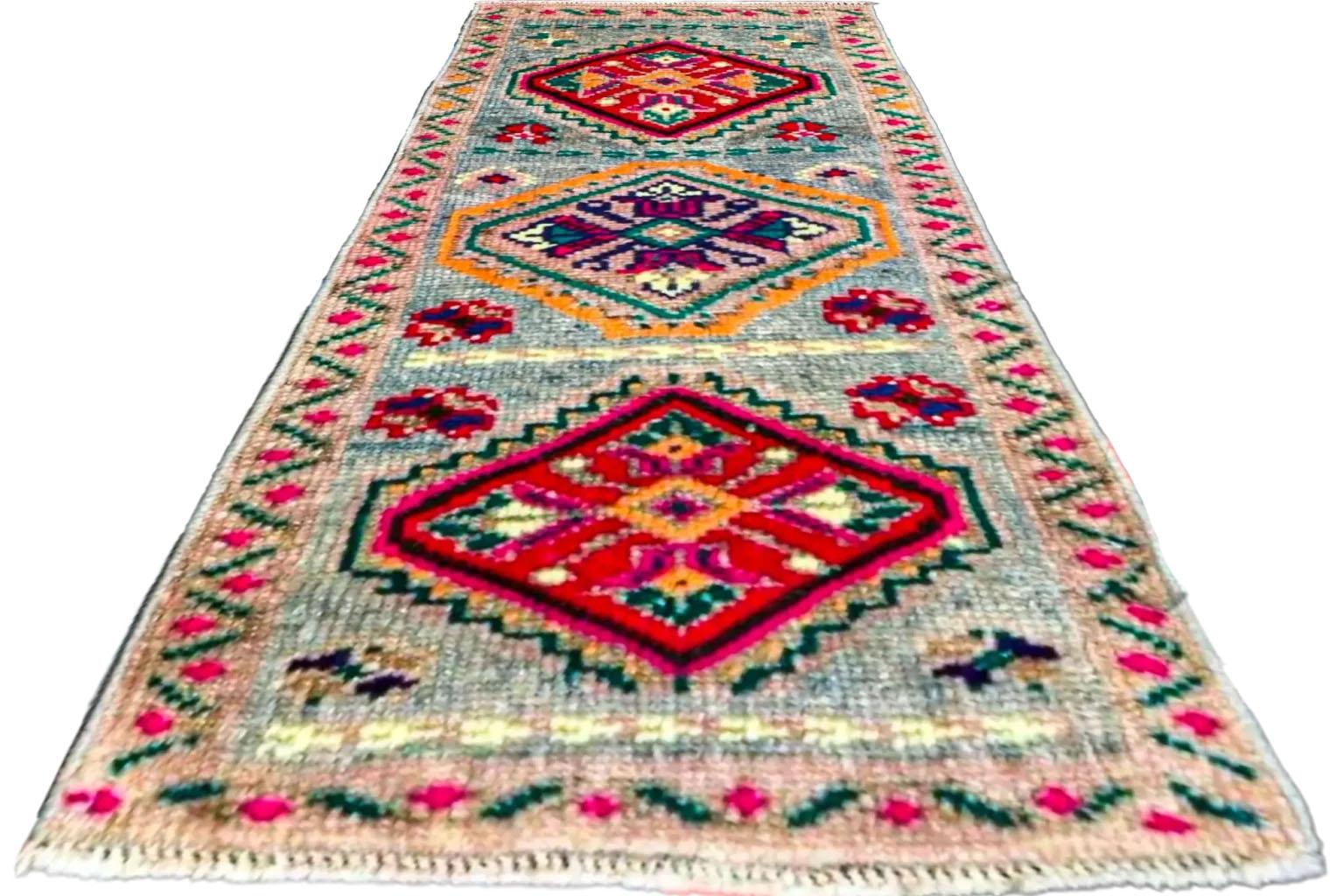 Turc Tapis de Turquie  Design/One  rouge et bleu en vente