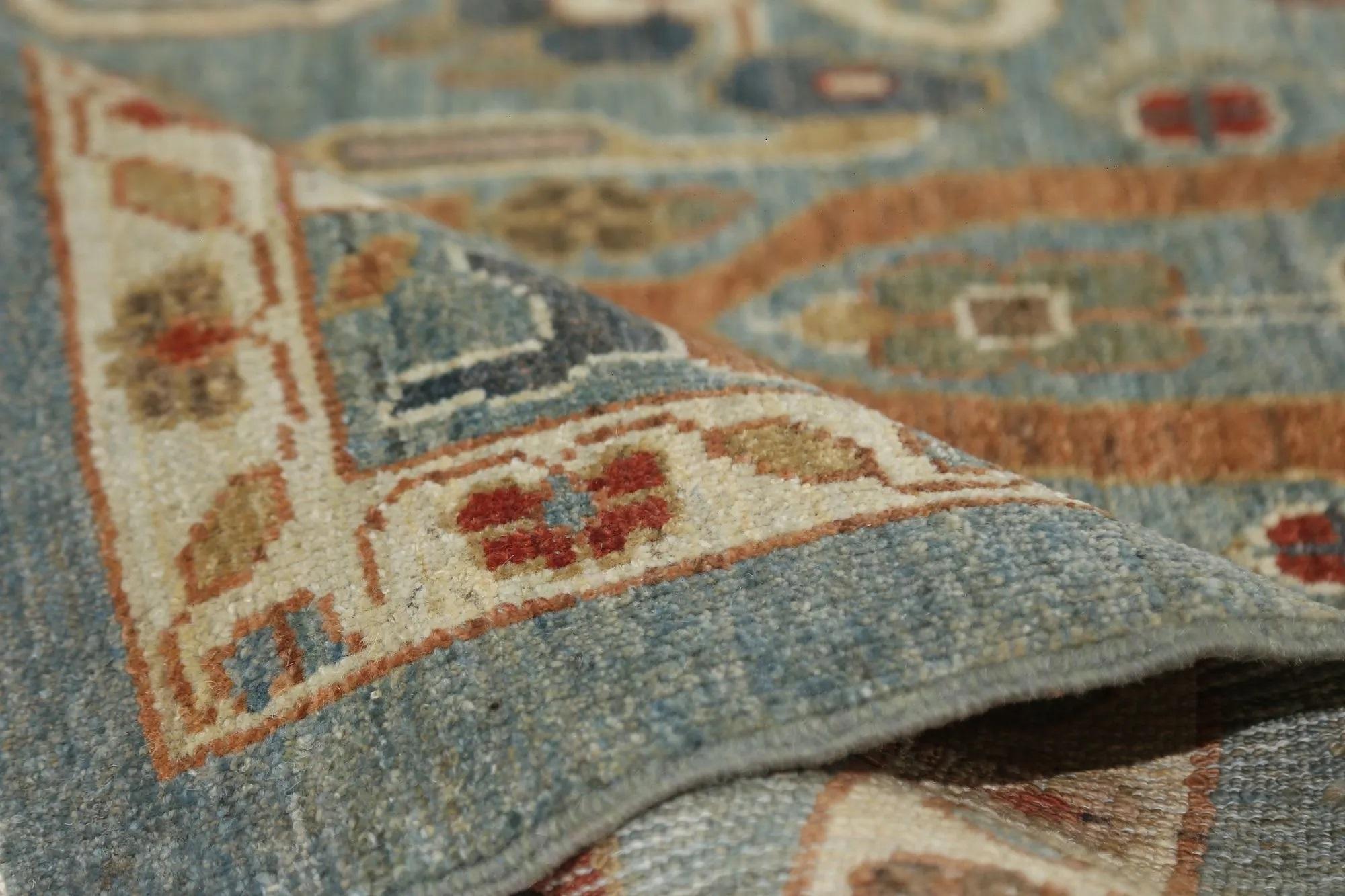 Turkey Sultanabad Area Rugs - Design - 98089 In Excellent Condition For Sale In Dallas, TX