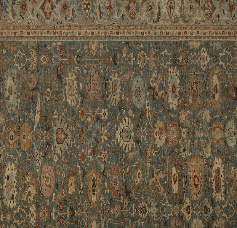 Entdecken Sie die Eleganz von Turkey Sultanabad mit seinen Teppichen. Dieses exklusive Design, das mit viel Liebe zum Detail entworfen wurde, ist perfekt, um Ihren Raum zu verschönern.