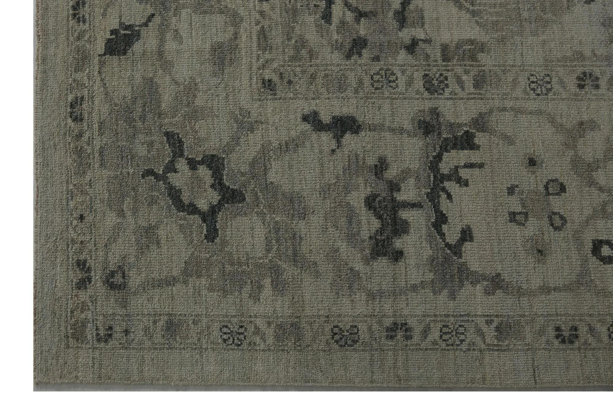 Entdecken Sie die Eleganz von Turkey Sultanabad mit seinen Teppichen. Dieses exklusive Design, das mit viel Liebe zum Detail entworfen wurde, ist perfekt, um Ihren Raum zu verschönern.