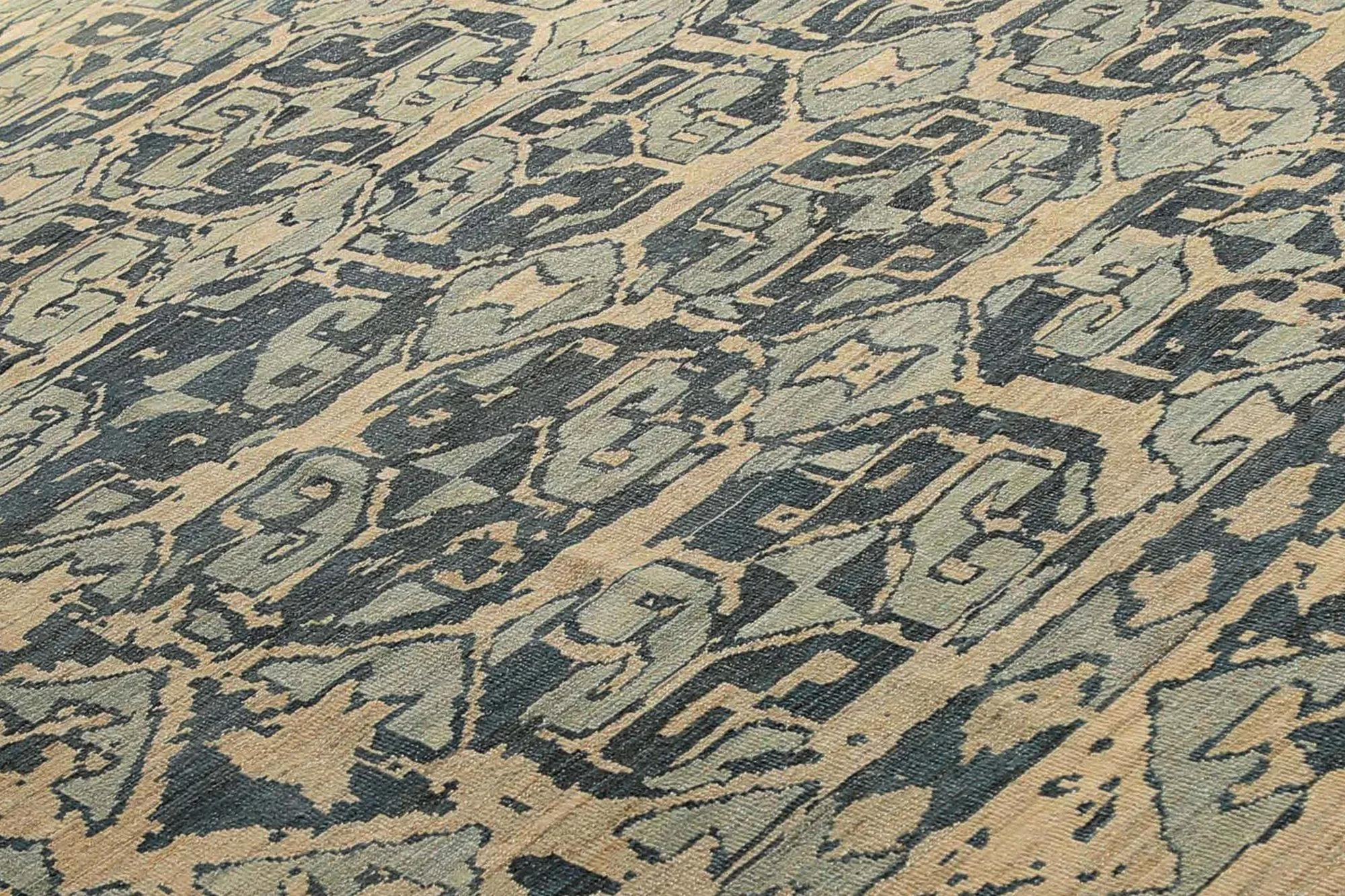 Entdecken Sie die Eleganz von Turkey Sultanabad mit seinen Teppichen. Dieses exklusive Design, das mit viel Liebe zum Detail entworfen wurde, ist perfekt, um Ihren Raum zu verschönern.