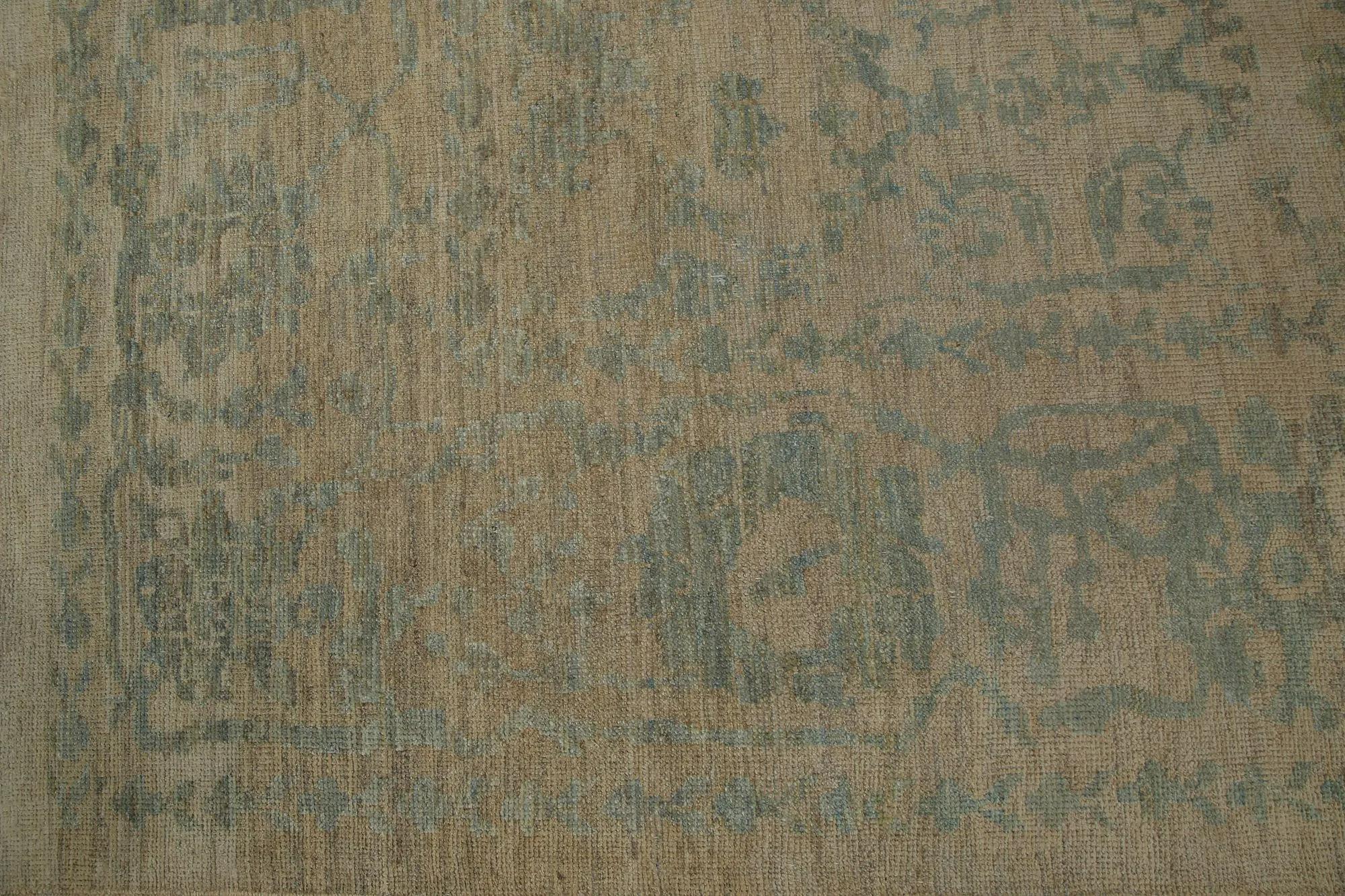 Turkish Turkey Sultanabad Area Rugs - Design - 98619 For Sale