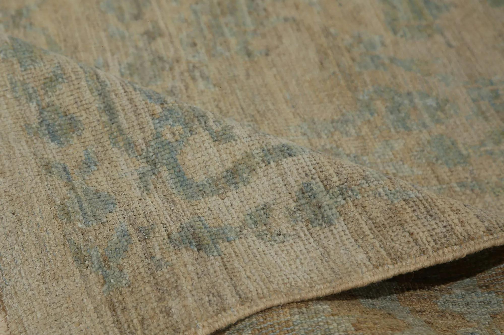 Turkey Sultanabad Area Rugs - Design - 98619 In Excellent Condition For Sale In Dallas, TX