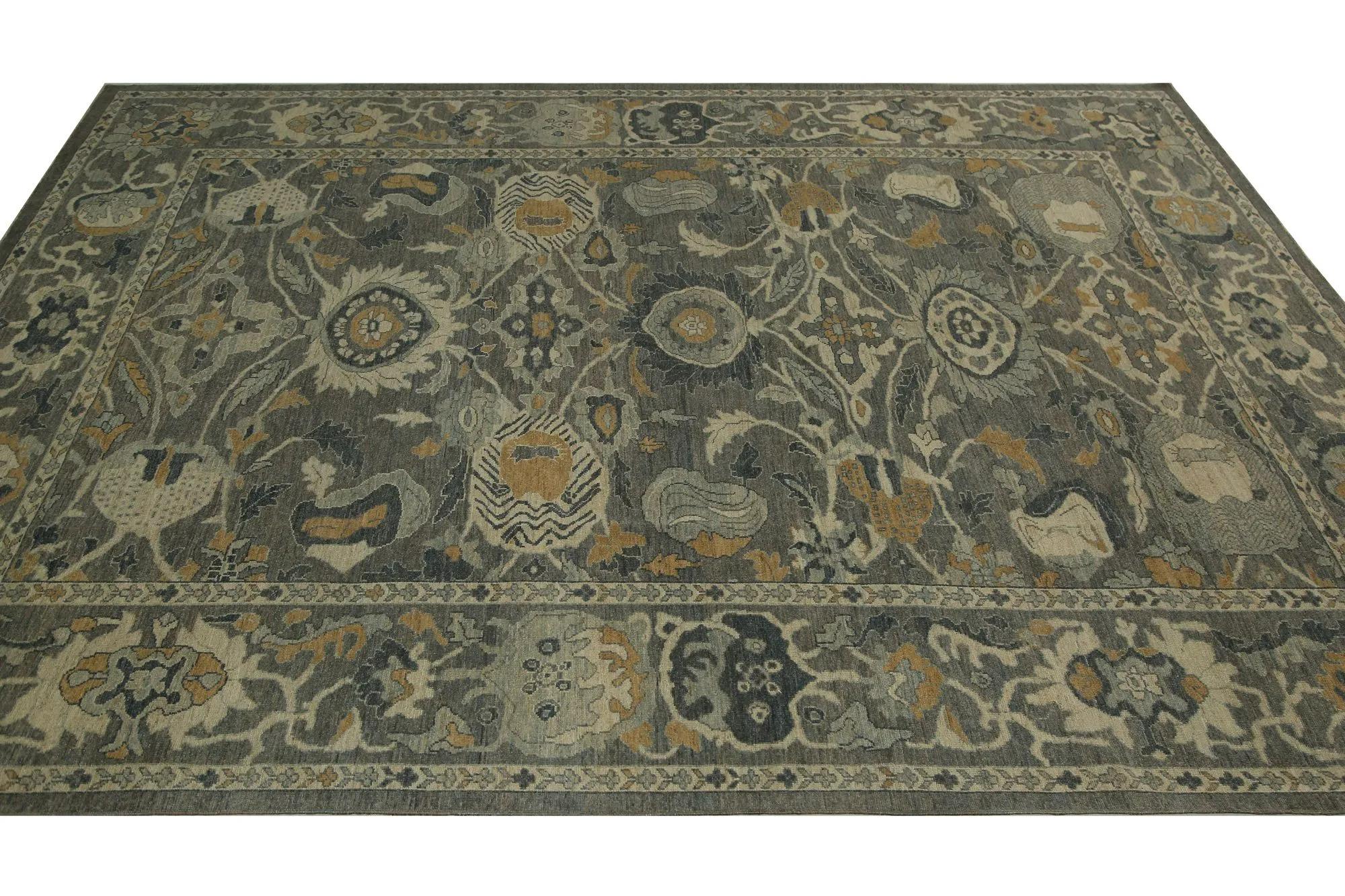 Scopri l'eleganza dei Sultanabad Rugs della Turchia. Progettato con una meticolosa attenzione ai dettagli, questo design esclusivo è perfetto per valorizzare il tuo spazio.