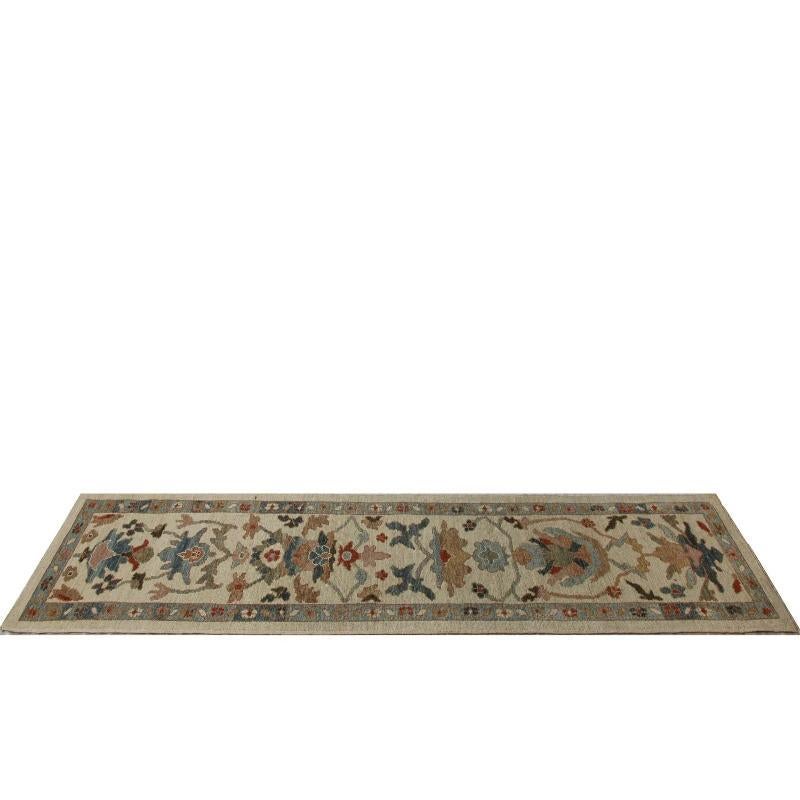 Descubre la elegancia de Turquía con Sultanabad Rugs. Diseñado con meticulosa atención al detalle, este diseño exclusivo es perfecto para realzar tu espacio.