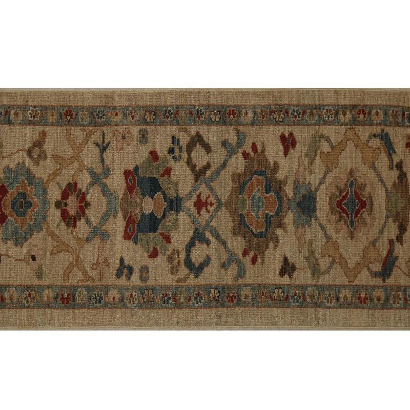 Descubre la elegancia de Turquía con Sultanabad Rugs. Diseñado con meticulosa atención al detalle, este diseño exclusivo es perfecto para realzar tu espacio.