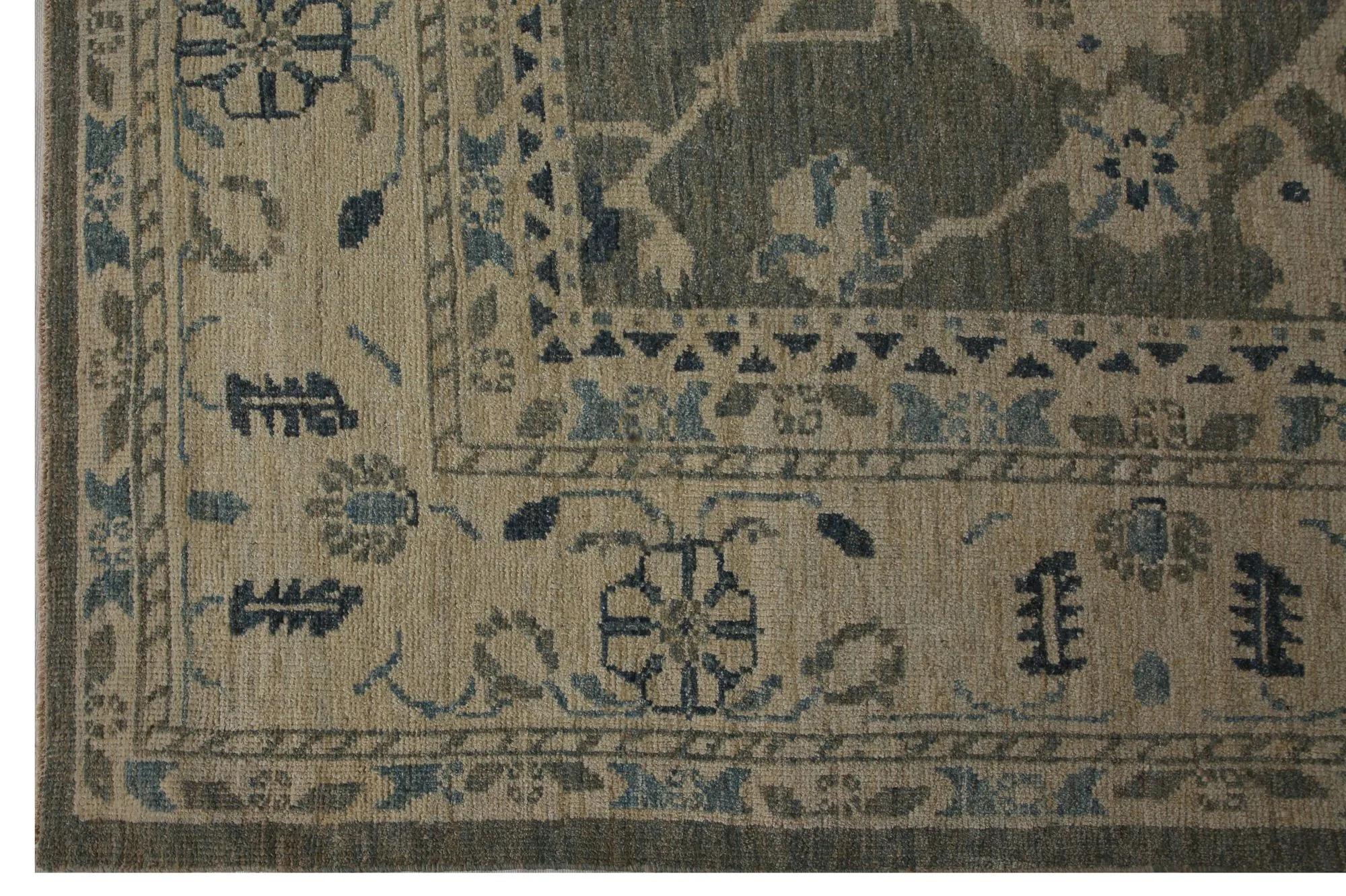 Sultanabad-Teppiche aus der Türkei – Design – 98790 (Türkisch) im Angebot