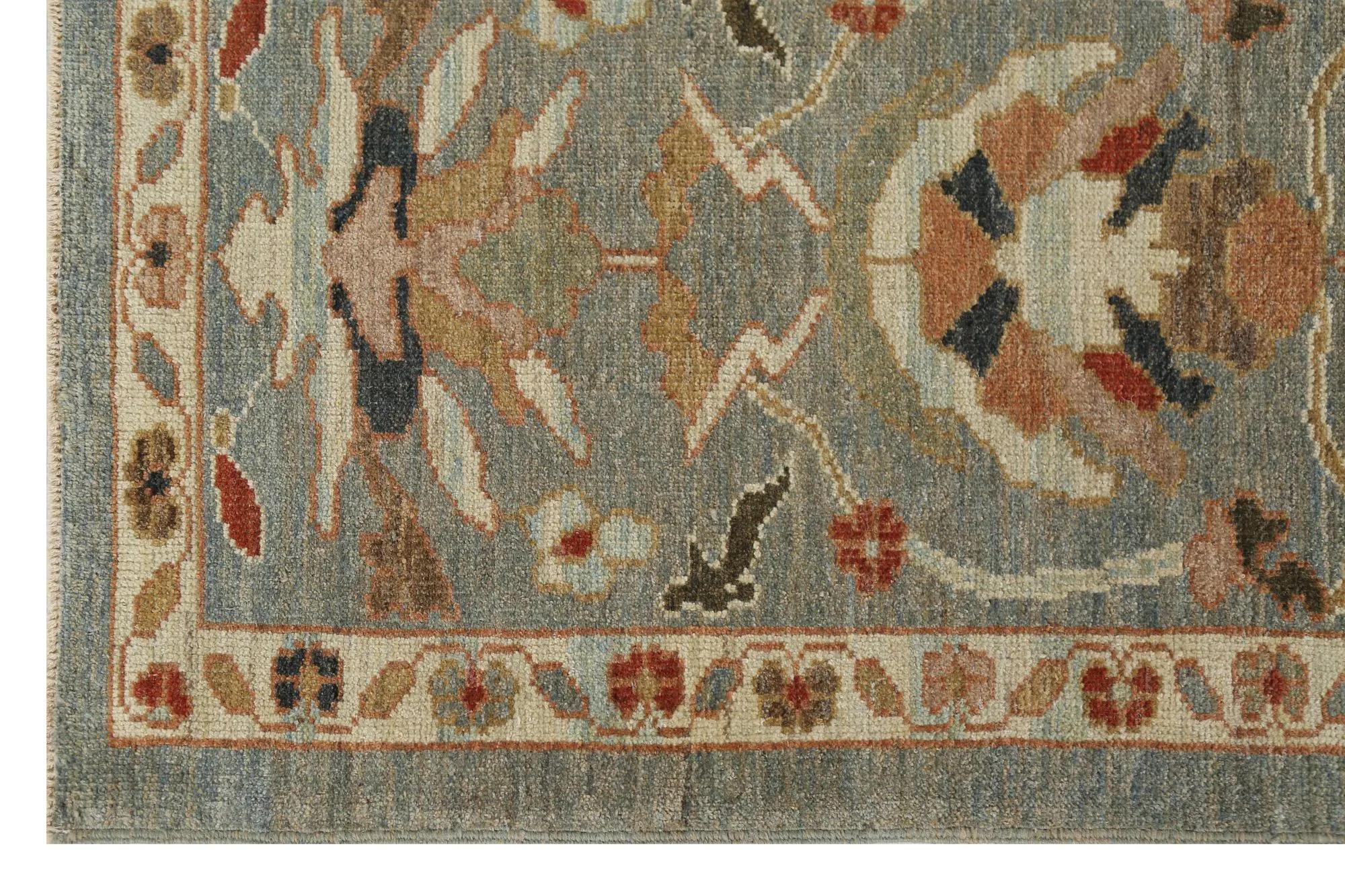 Scopri l'eleganza dei Sultanabad Rugs della Turchia. Progettato con una meticolosa attenzione ai dettagli, questo design esclusivo è perfetto per valorizzare il tuo spazio.