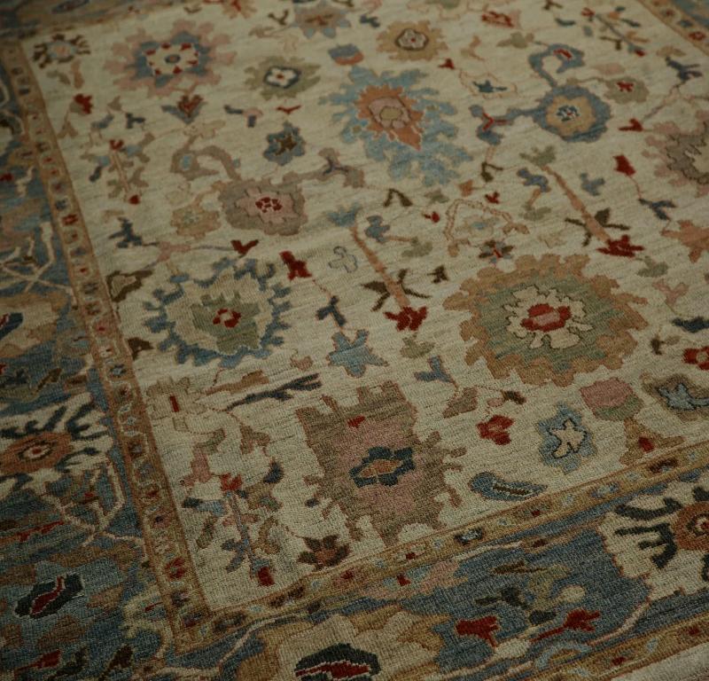 Descubre la elegancia de Turquía con Sultanabad Rugs. Diseñado con meticulosa atención al detalle, este diseño exclusivo es perfecto para realzar tu espacio.