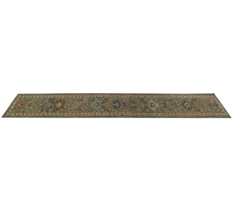 Turkey Sultanabad Runner Rugs - Design - 98965 In Excellent Condition For Sale In Dallas, TX