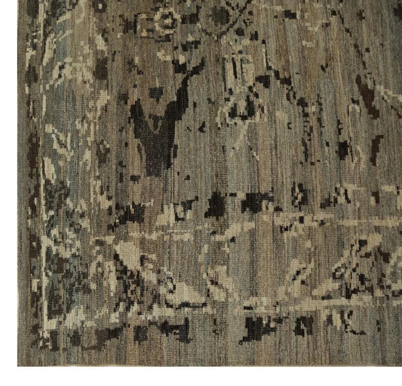 Descubre la elegancia de Turquía con Sultanabad Rugs. Diseñado con meticulosa atención al detalle, este diseño exclusivo es perfecto para realzar tu espacio.