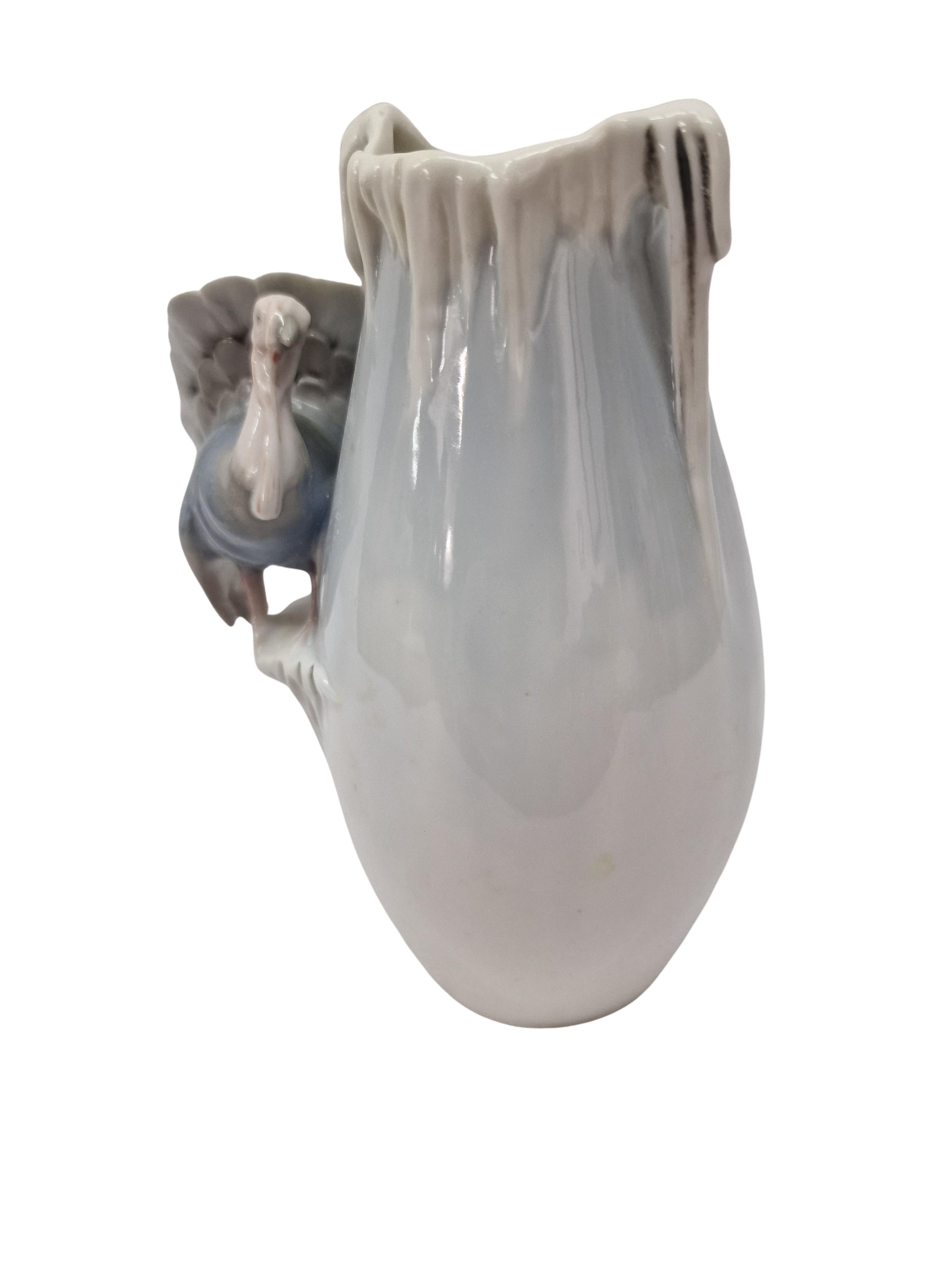 Turkey winter Thanksgiving vase, porcelain, Art Nouveau, 1900, Germany In Good Condition For Sale In Wien, AT