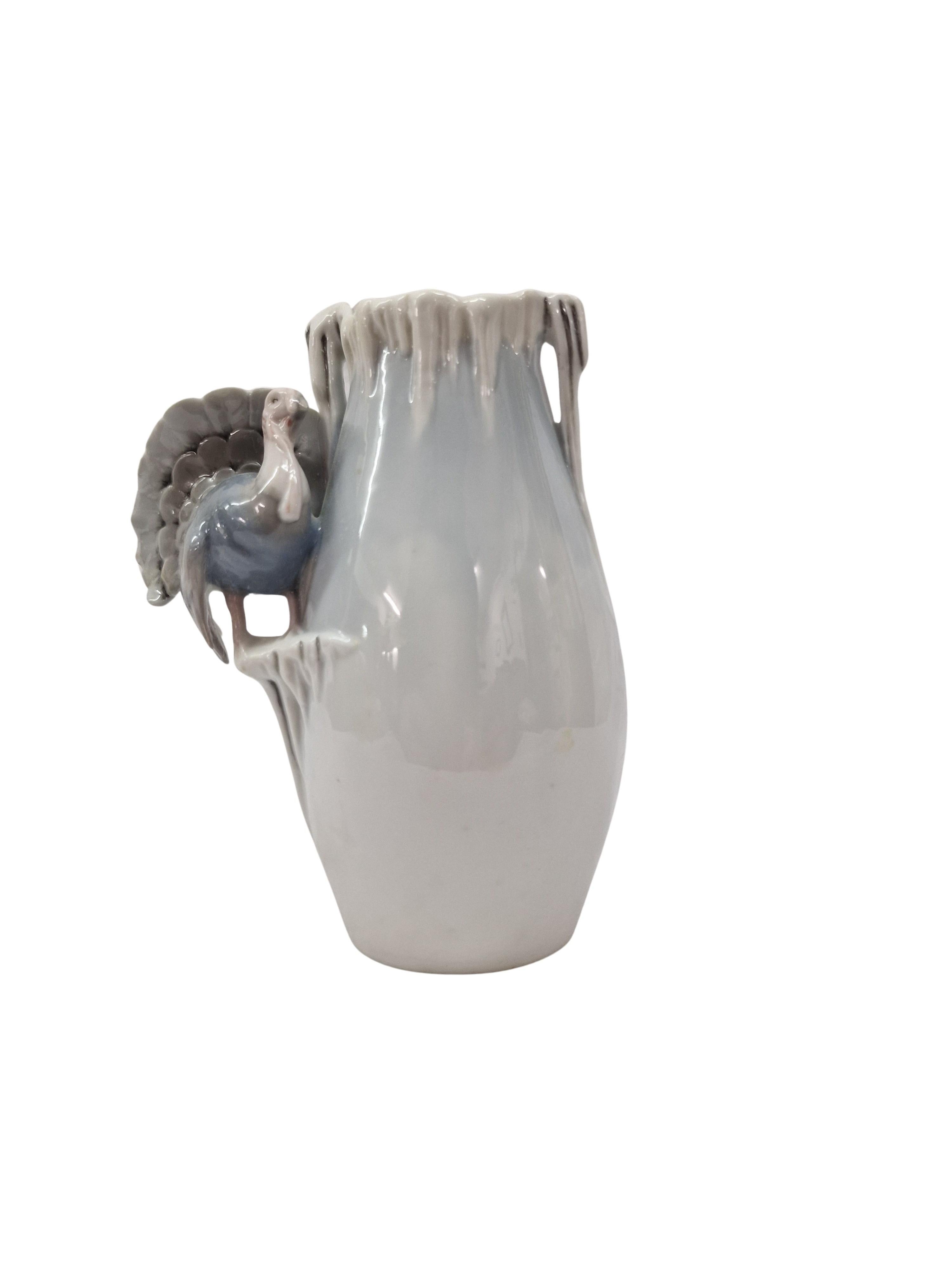 Turkey winter Thanksgiving vase, porcelain, Art Nouveau, 1900, Germany For Sale 2