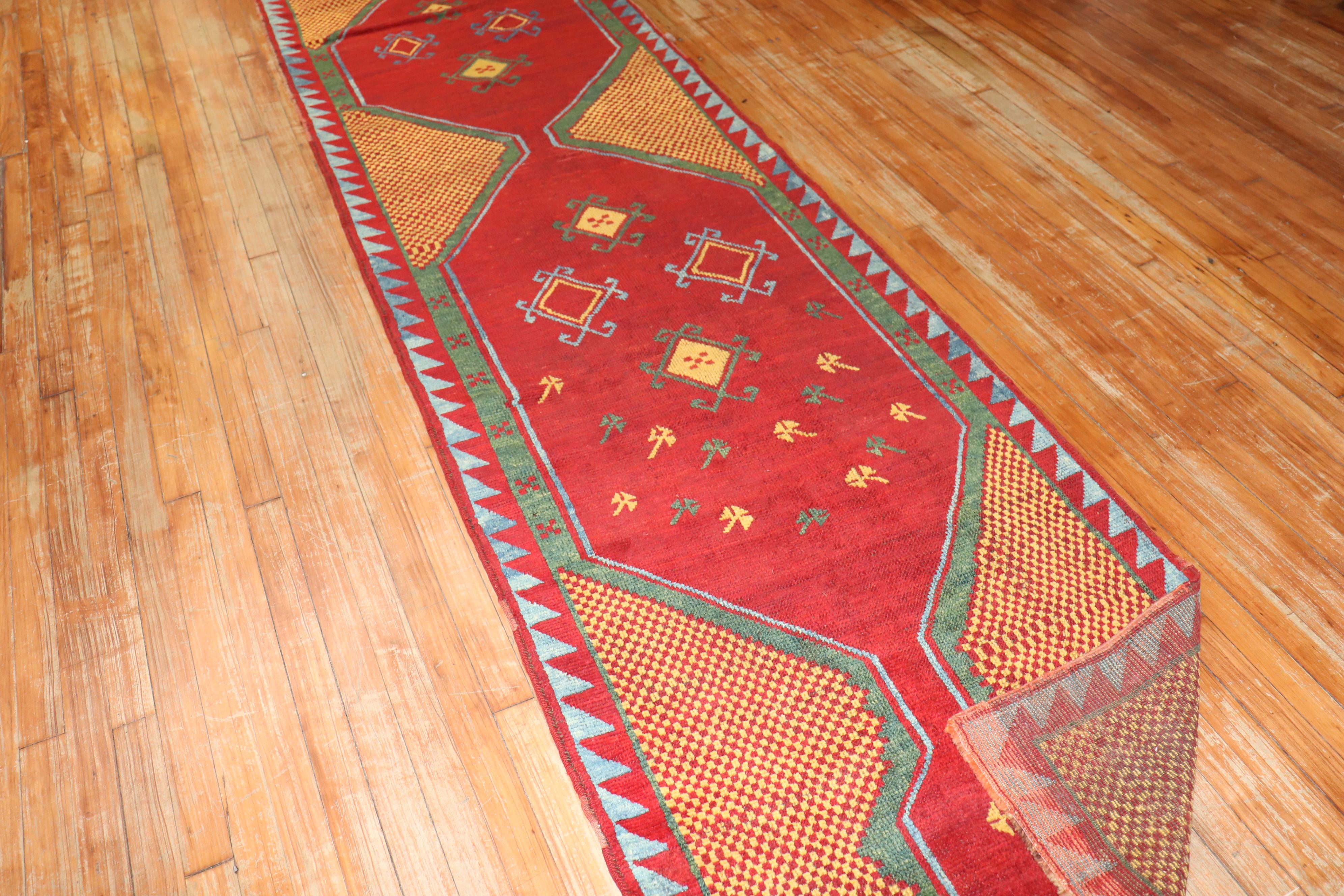 Turkish Anatolian Runner In Good Condition For Sale In New York, NY