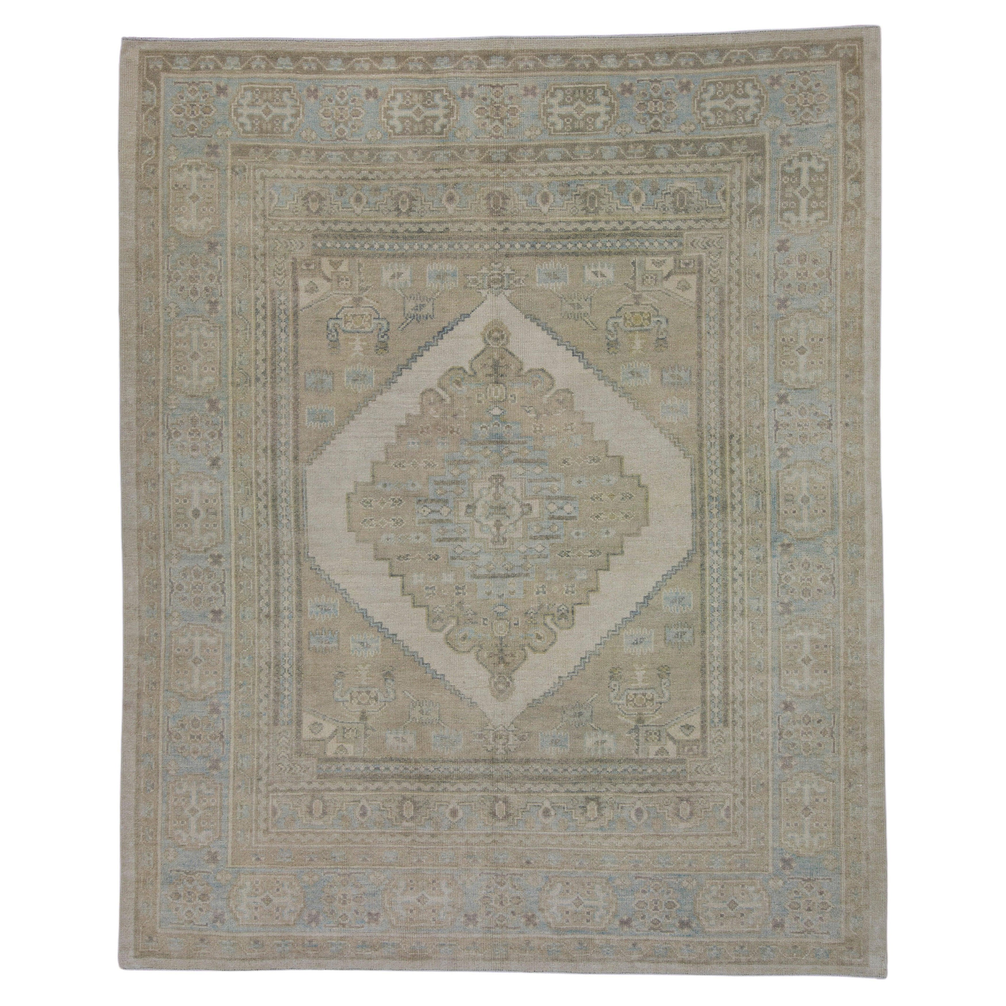 Türkischer antiker Oushak-Teppich im türkischen Look 8'4" x 10'2" #16733 im Angebot