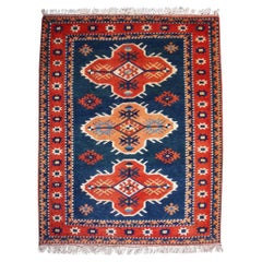 Türkischer Azeri-Teppich im Vintage-Stil mit kaukasischem und herizfarbenem Design aus der Djoharian-Kollektion