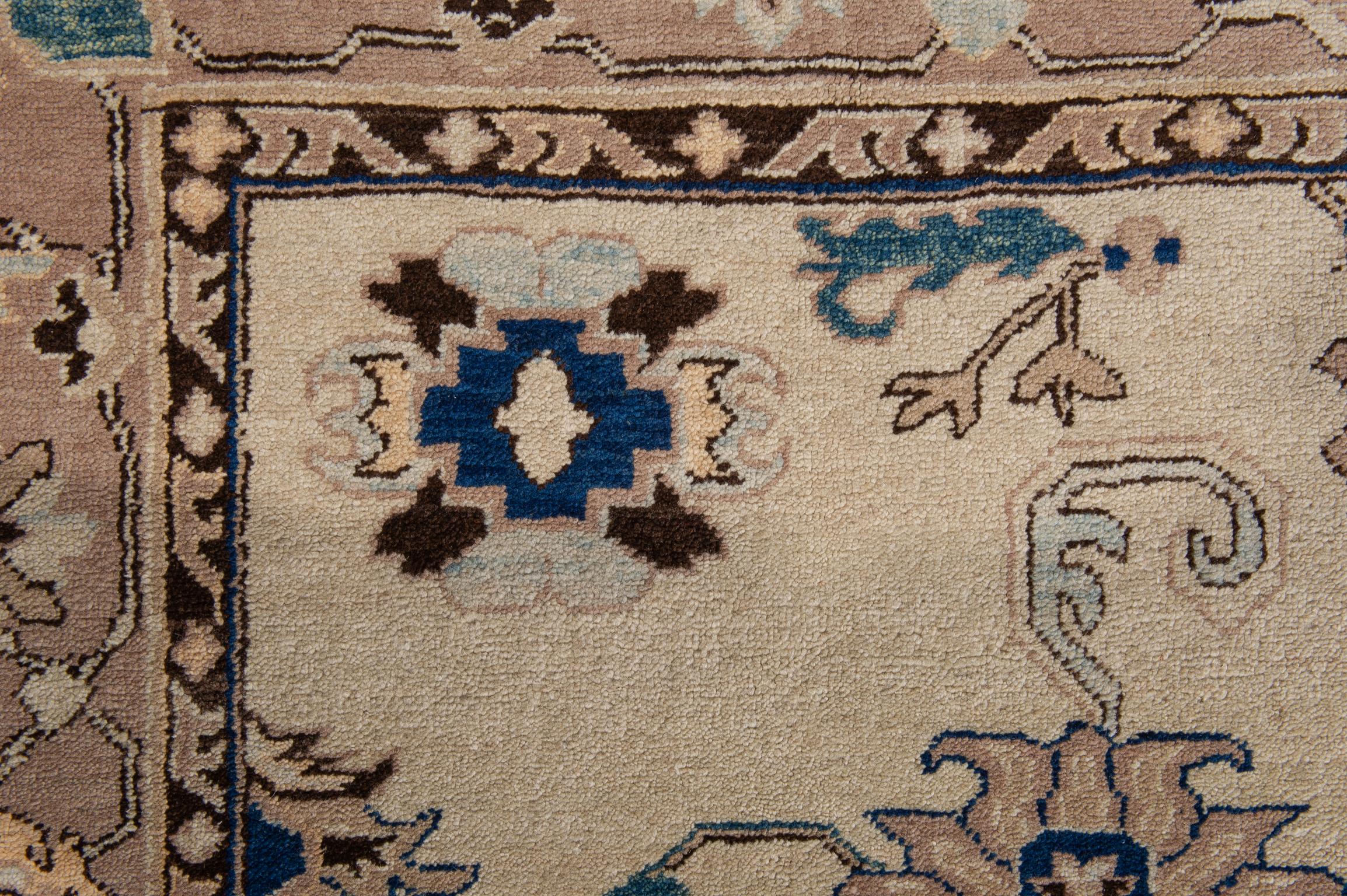 Türkischer ELVAN Vintage-Teppich im Angebot 4