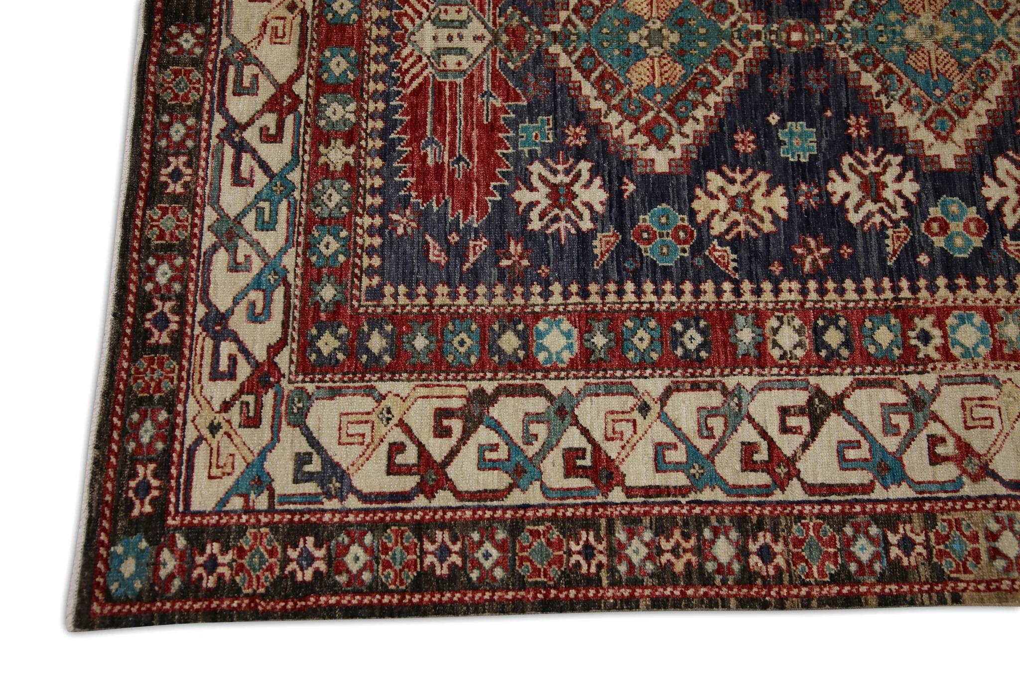 Türkischer Oushak-Teppich aus fein gewebter Wolle in Rot und Blau mit geometrischem Medaillon 4'1