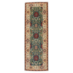 Türkischer Oushak-Teppich aus fein gewebter Wolle in Rot, Grün und Blau 2'9" x 8' mit Blumenmuster