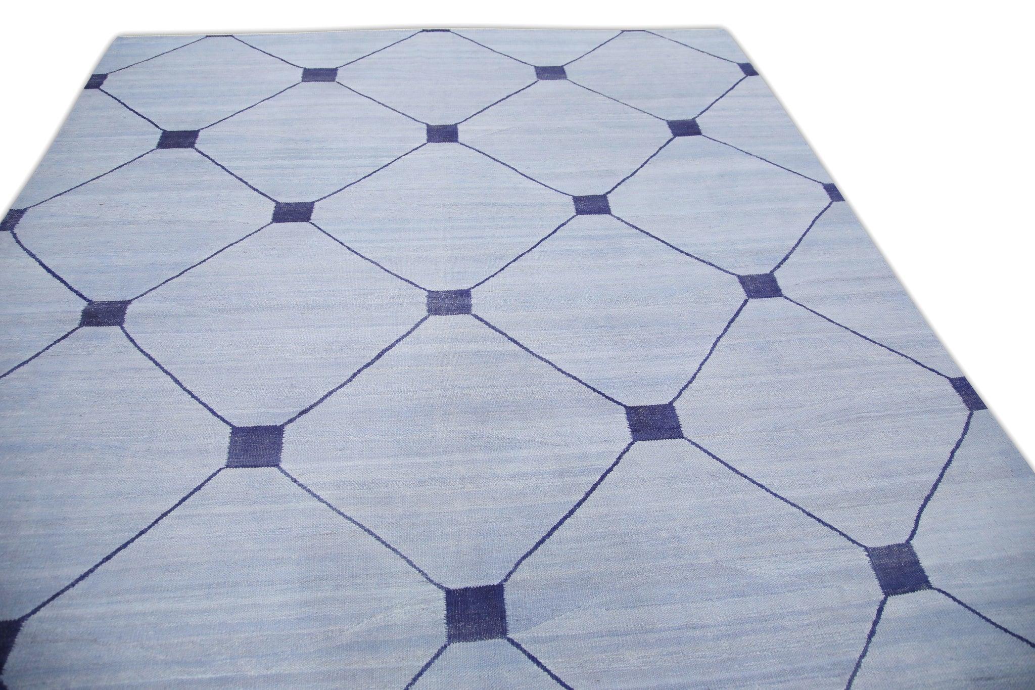 Alfombra turca de tejido plano Kilim hecha a mano Diseño moderno azul 8' X 10'1 Teñido con vegetales en venta