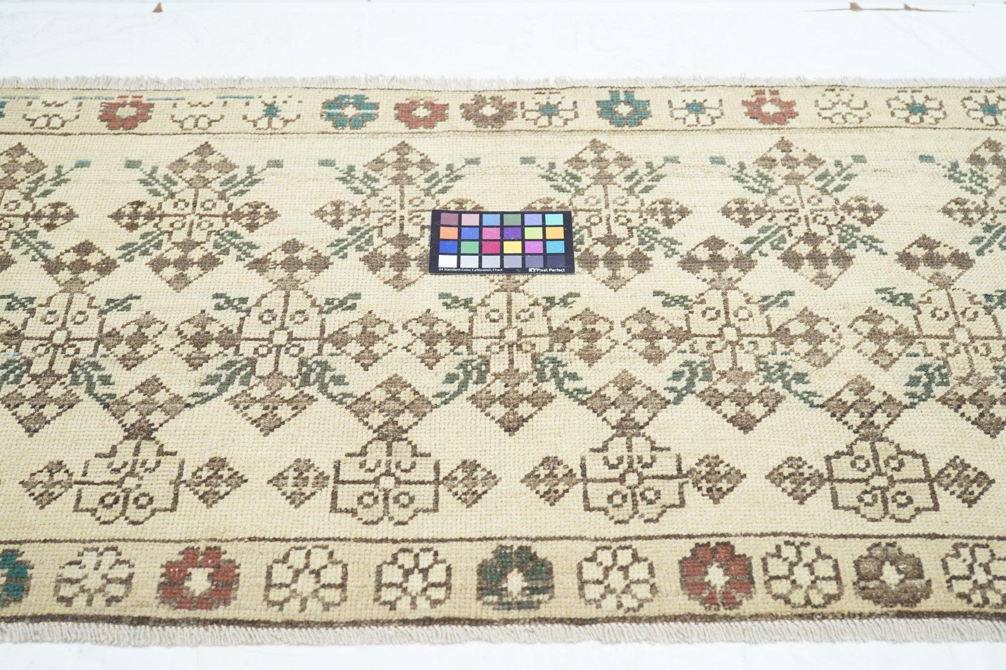 Lana Runner turco geometrico 2'6'' x 7'10'' in vendita