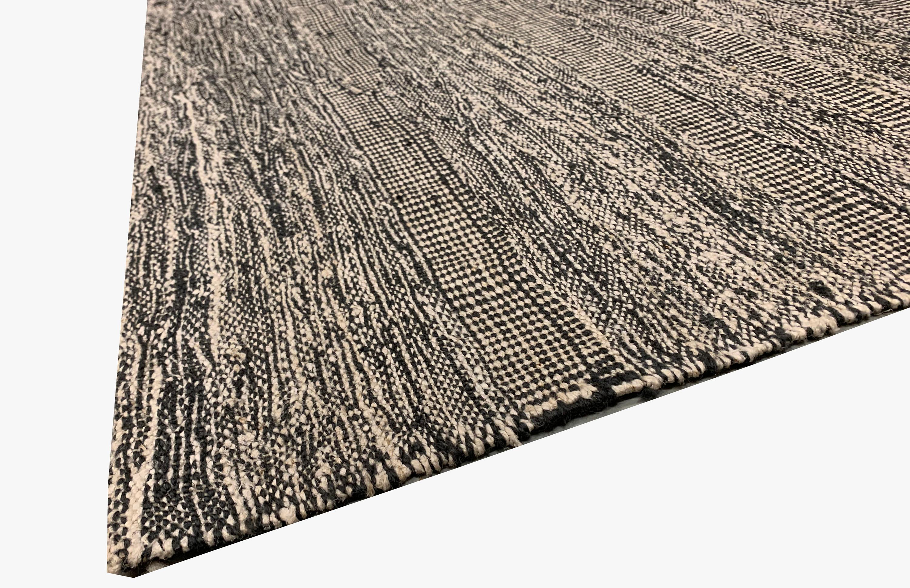 Türkischer grauer Flachgewebe-Kelim-Teppich  5' x 8' im Angebot 1